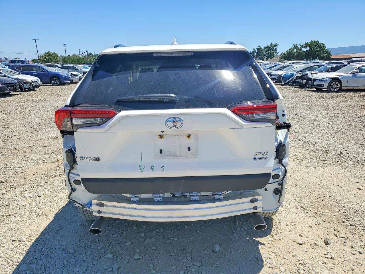 2025 Toyota Rav4 Hybrid Xle White vin: JTMRWRFV4SD345251