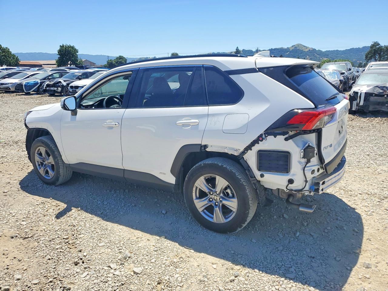 2025 Toyota Rav4 Hybrid Xle White vin: JTMRWRFV4SD345251