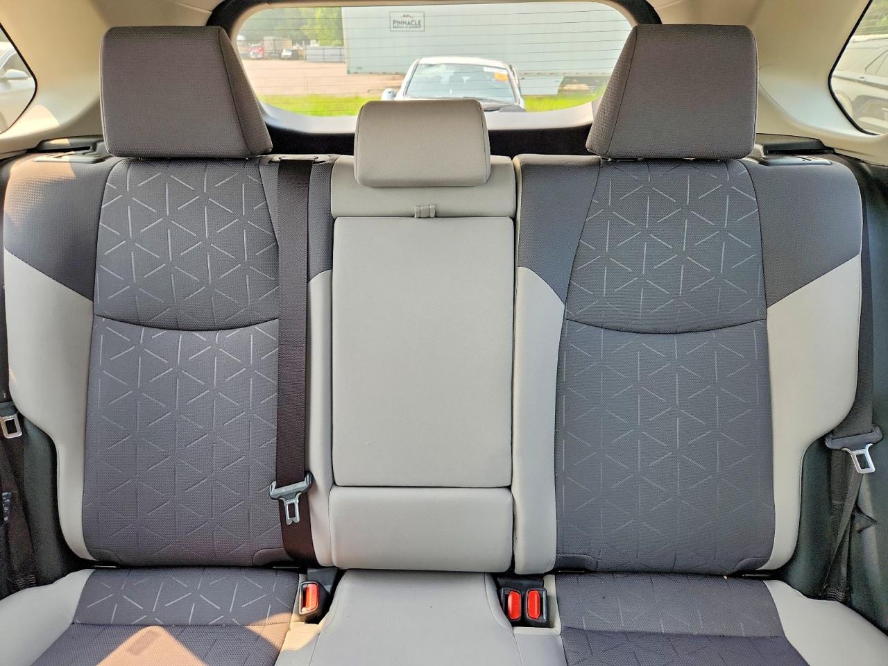 2023 Toyota Rav4 Hybrid Xle Gray vin: JTMRWRFV5PD188093
