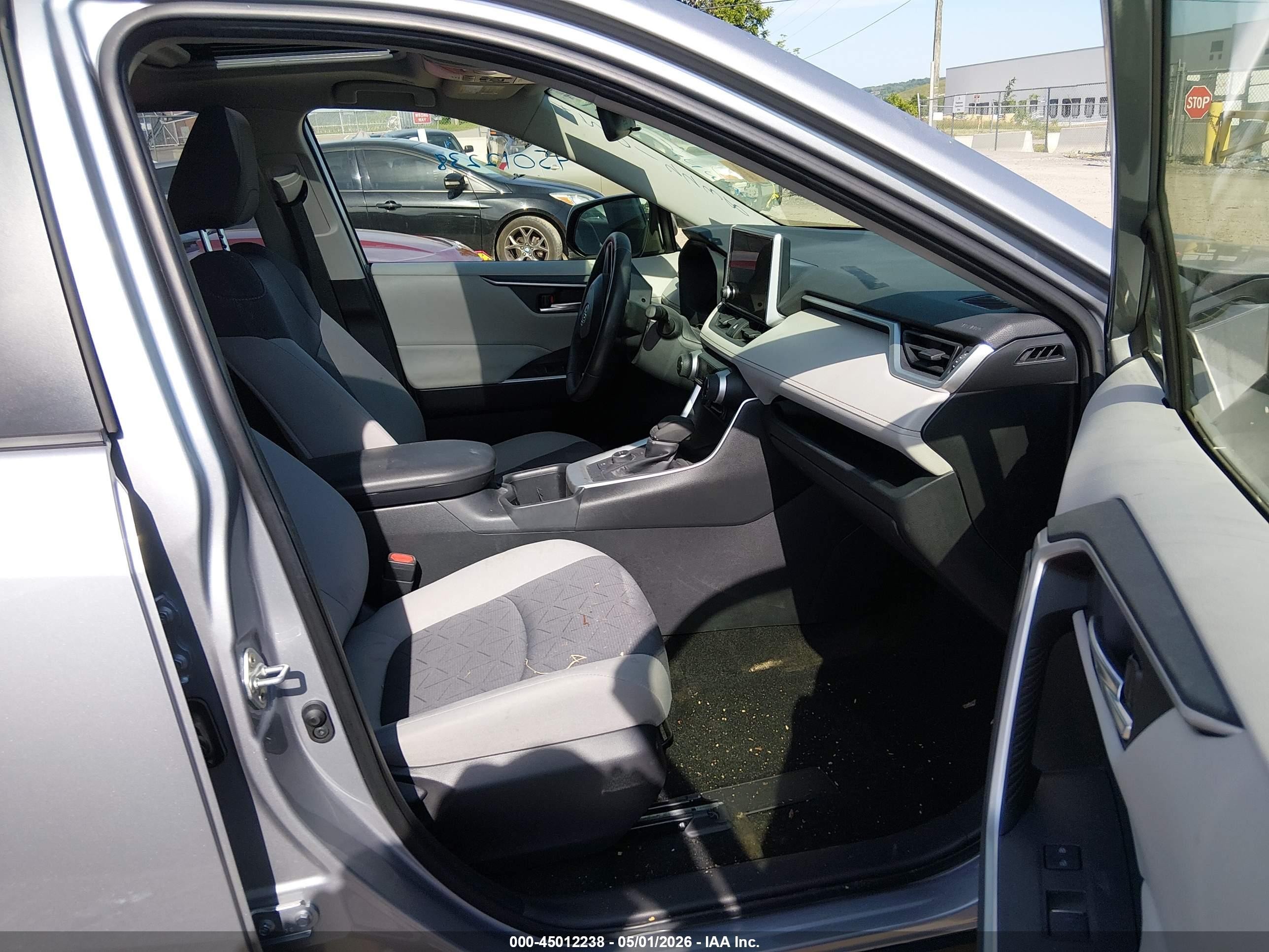 2024 Toyota Rav4 Hybrid Xle Pewter vin: JTMRWRFV5RD237876