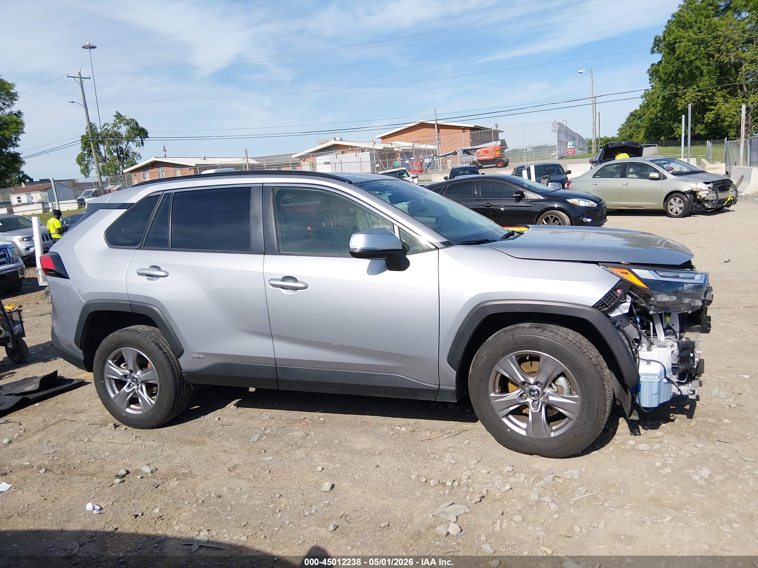 2024 Toyota Rav4 Hybrid Xle Pewter vin: JTMRWRFV5RD237876