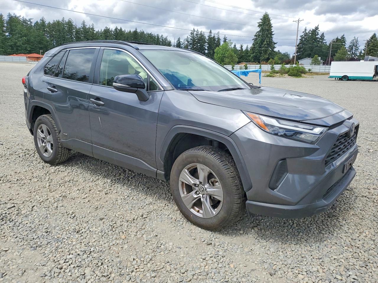 2022 Toyota Rav4 Xle Gray vin: JTMRWRFV6ND567908