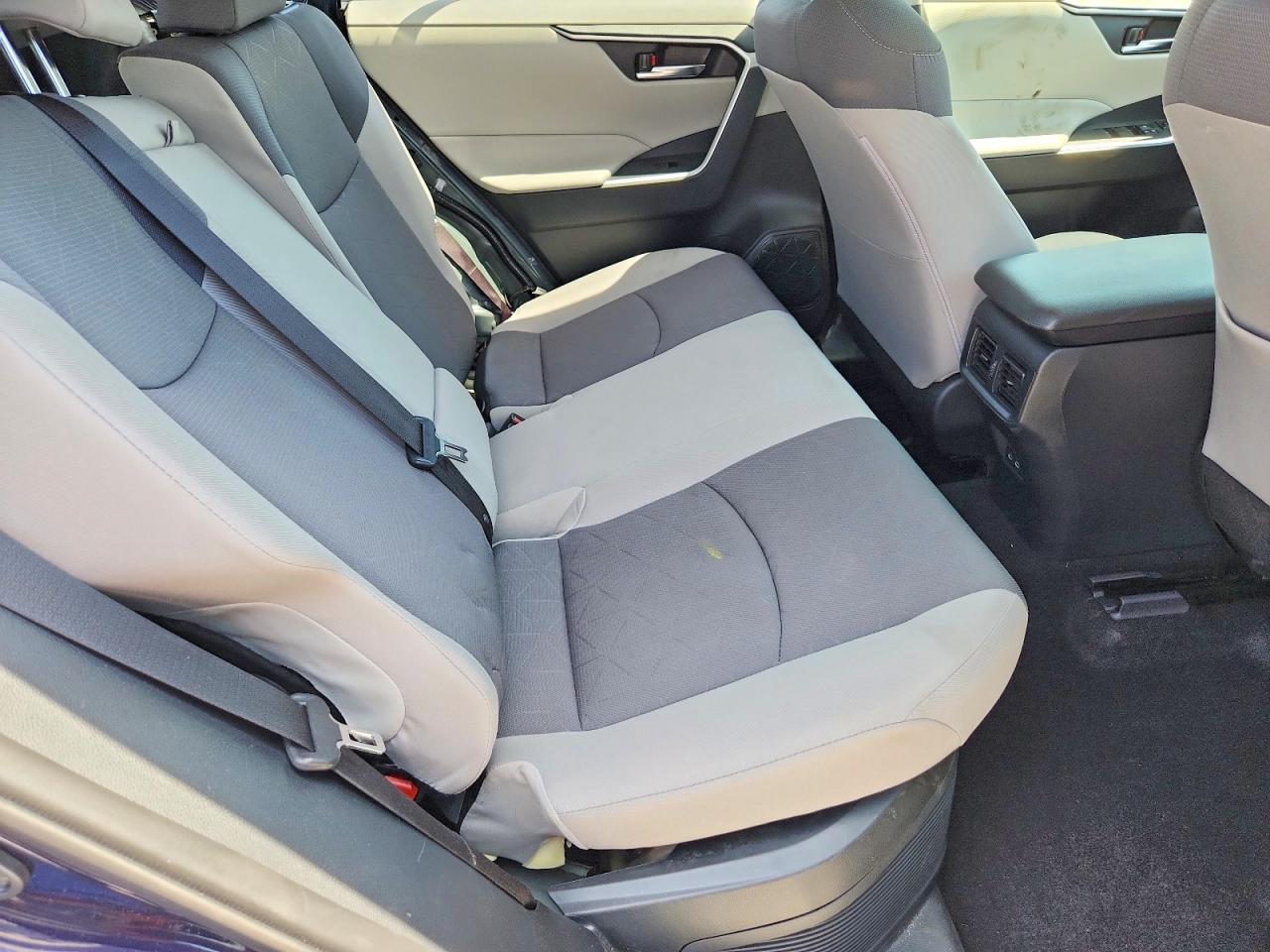 2025 Toyota Rav4 Hybrid Xle Blue vin: JTMRWRFV6SJ075425