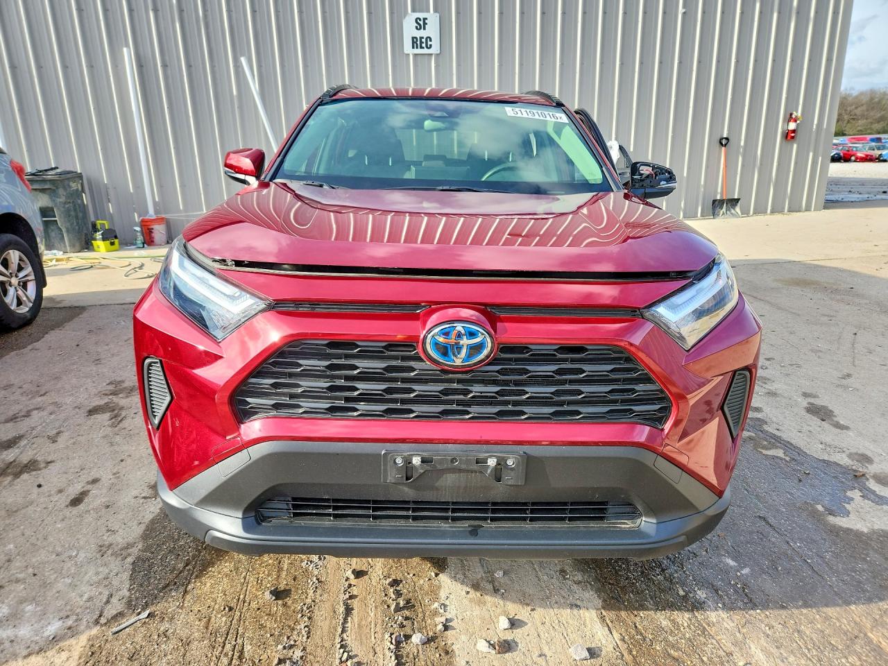 2023 Toyota Rav4 Hybrid Xle Maroon vin: JTMRWRFV8PD198634