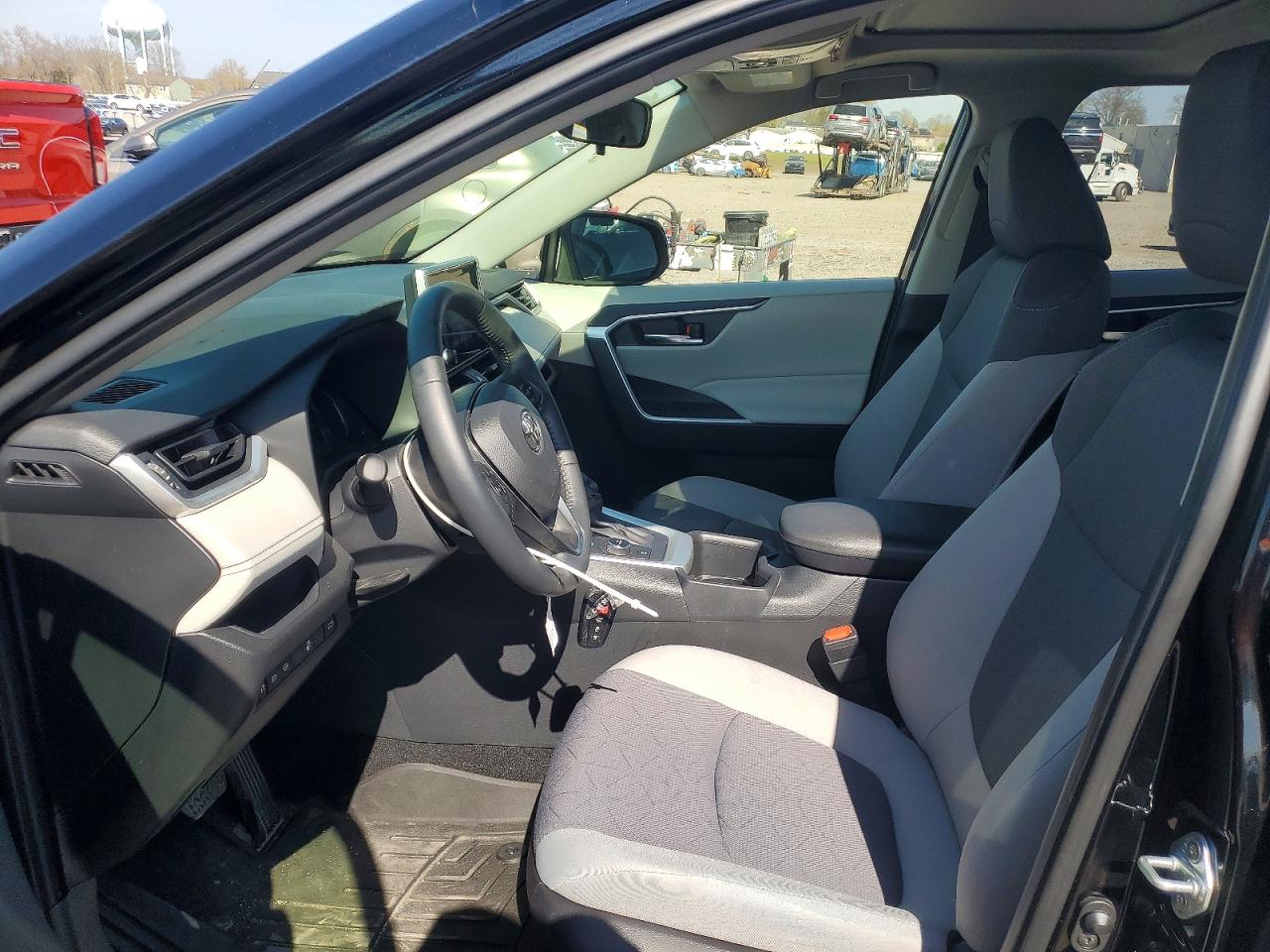 2024 Toyota Rav4 Hybrid Xle Black vin: JTMRWRFV8RD260634