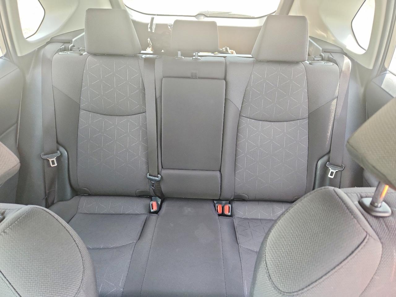 2025 Toyota Rav4 Hybrid Xle Black vin: JTMRWRFV9SJ063317