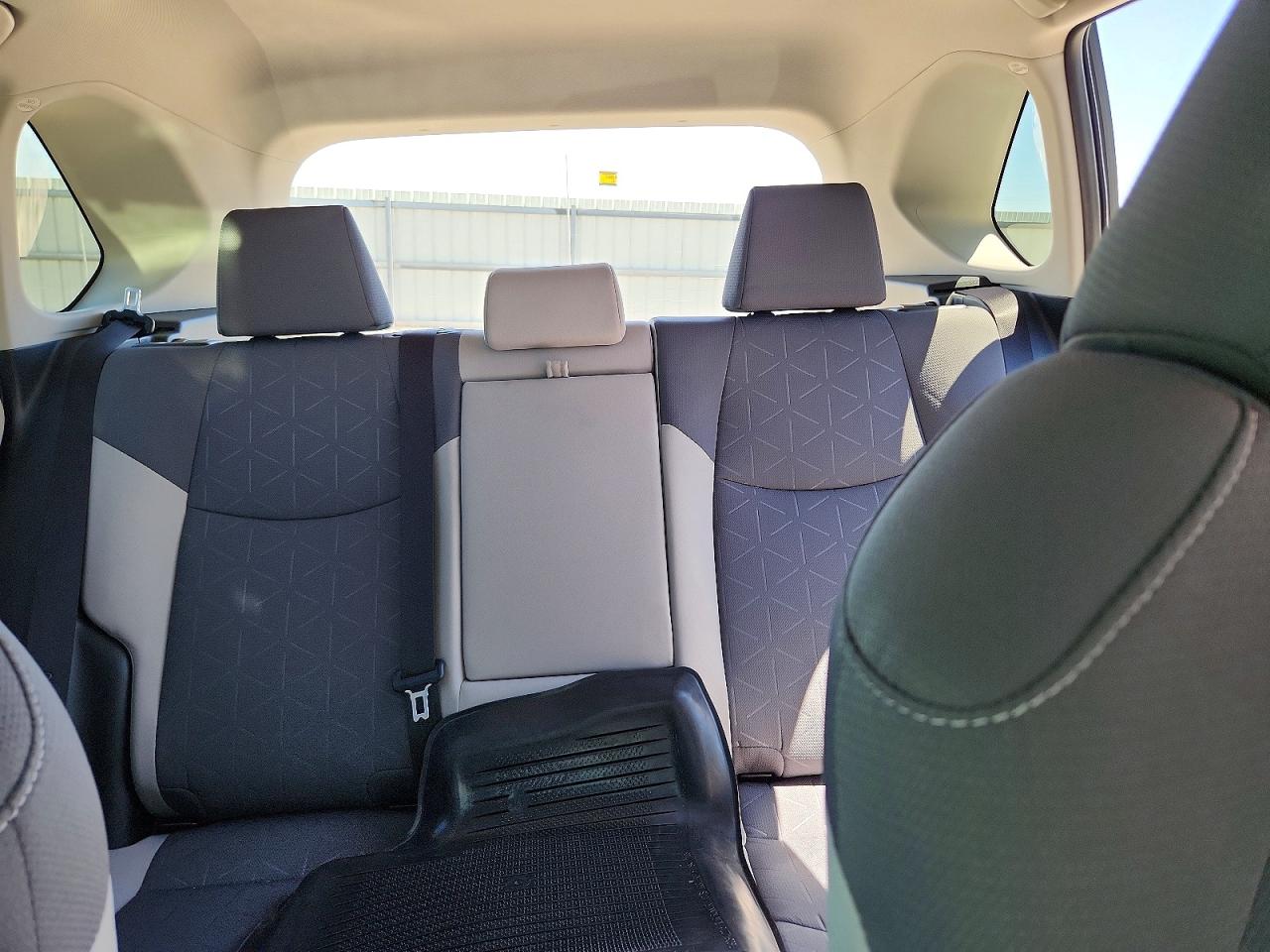 2023 Toyota Rav4 Hybrid Xle Charcoal vin: JTMRWRFVXPD206684