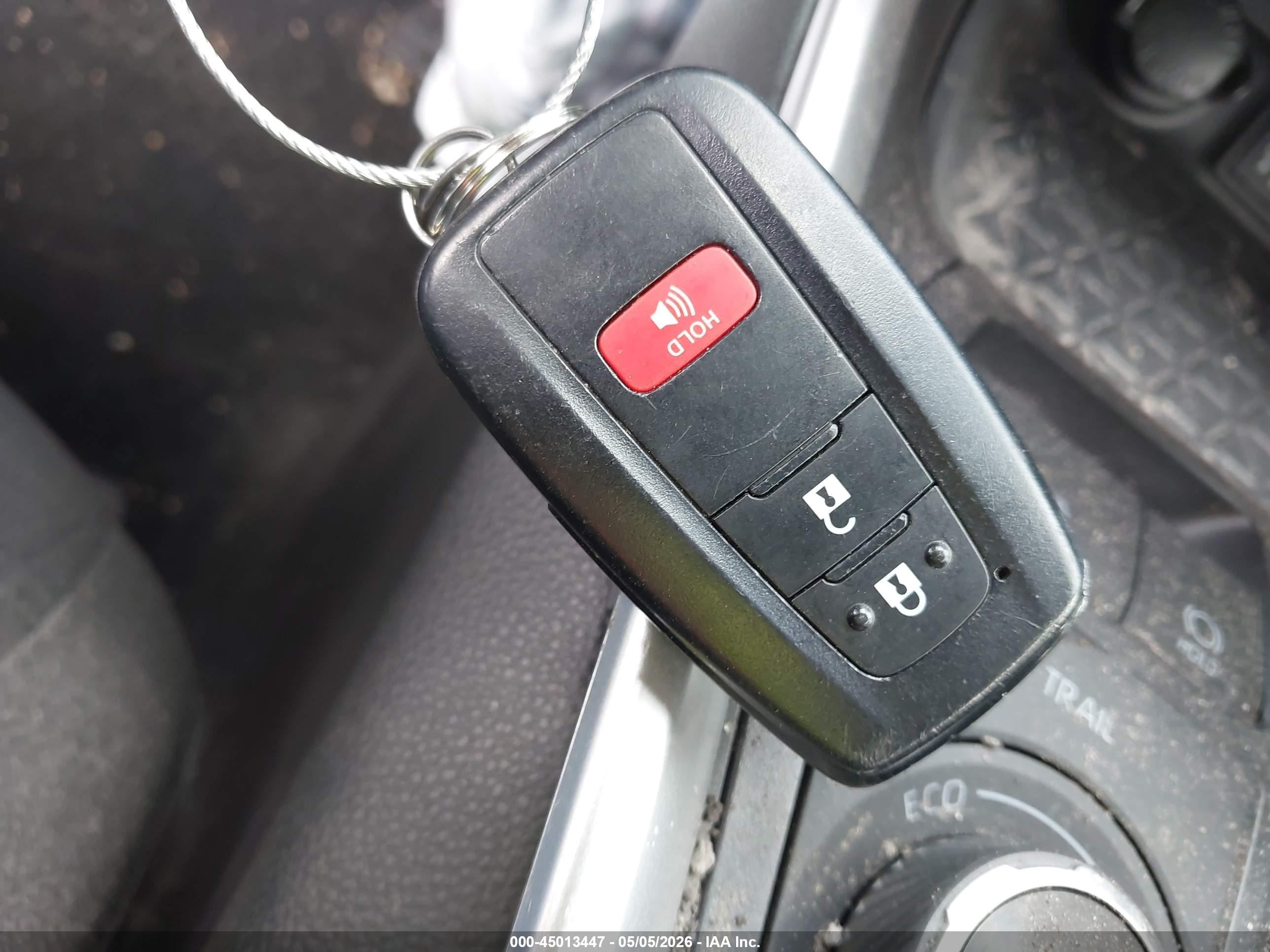2025 Toyota Rav4 Hybrid Xle Серый vin: JTMRWRFVXSJ067179