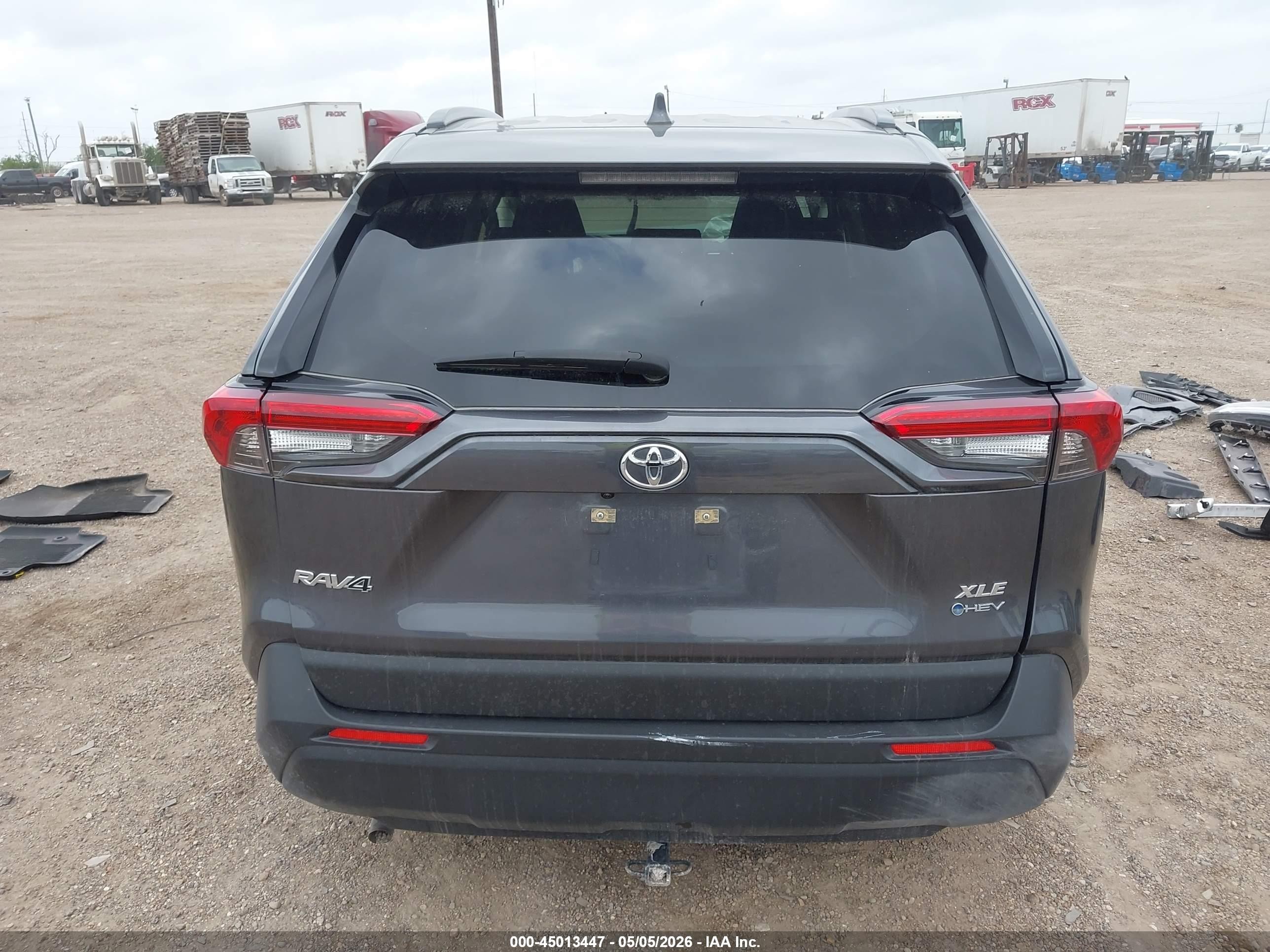2025 Toyota Rav4 Hybrid Xle Серый vin: JTMRWRFVXSJ067179