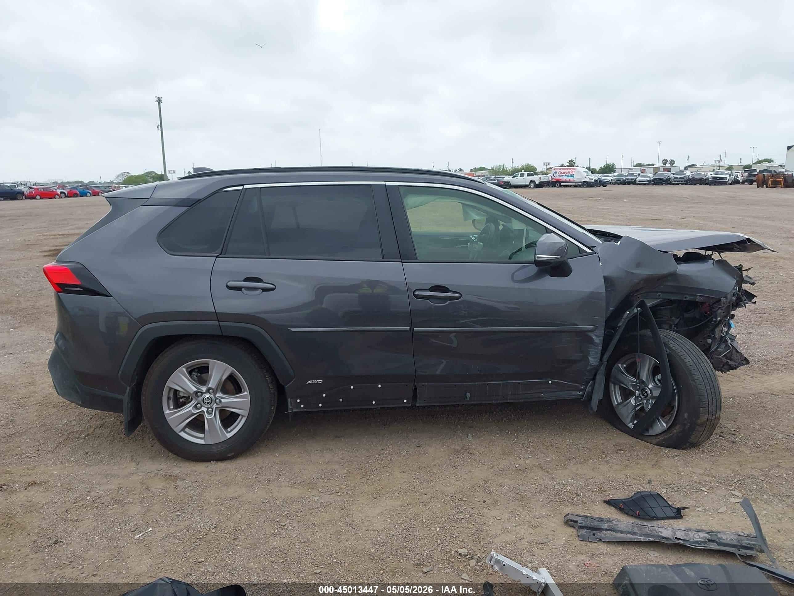 2025 Toyota Rav4 Hybrid Xle Серый vin: JTMRWRFVXSJ067179