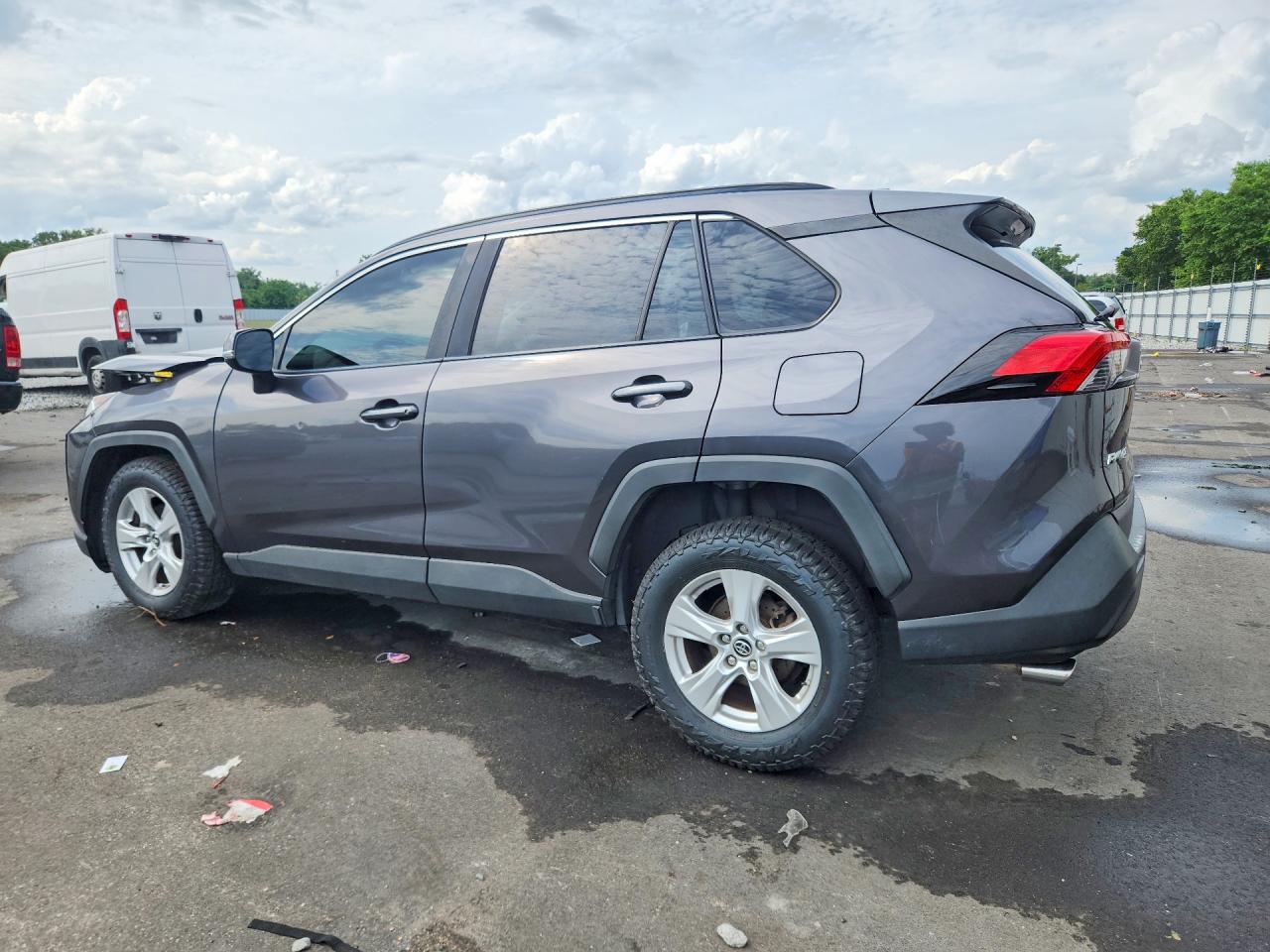 2019 Toyota Rav4 Xle Gray vin: JTMW1RFV0KJ001824