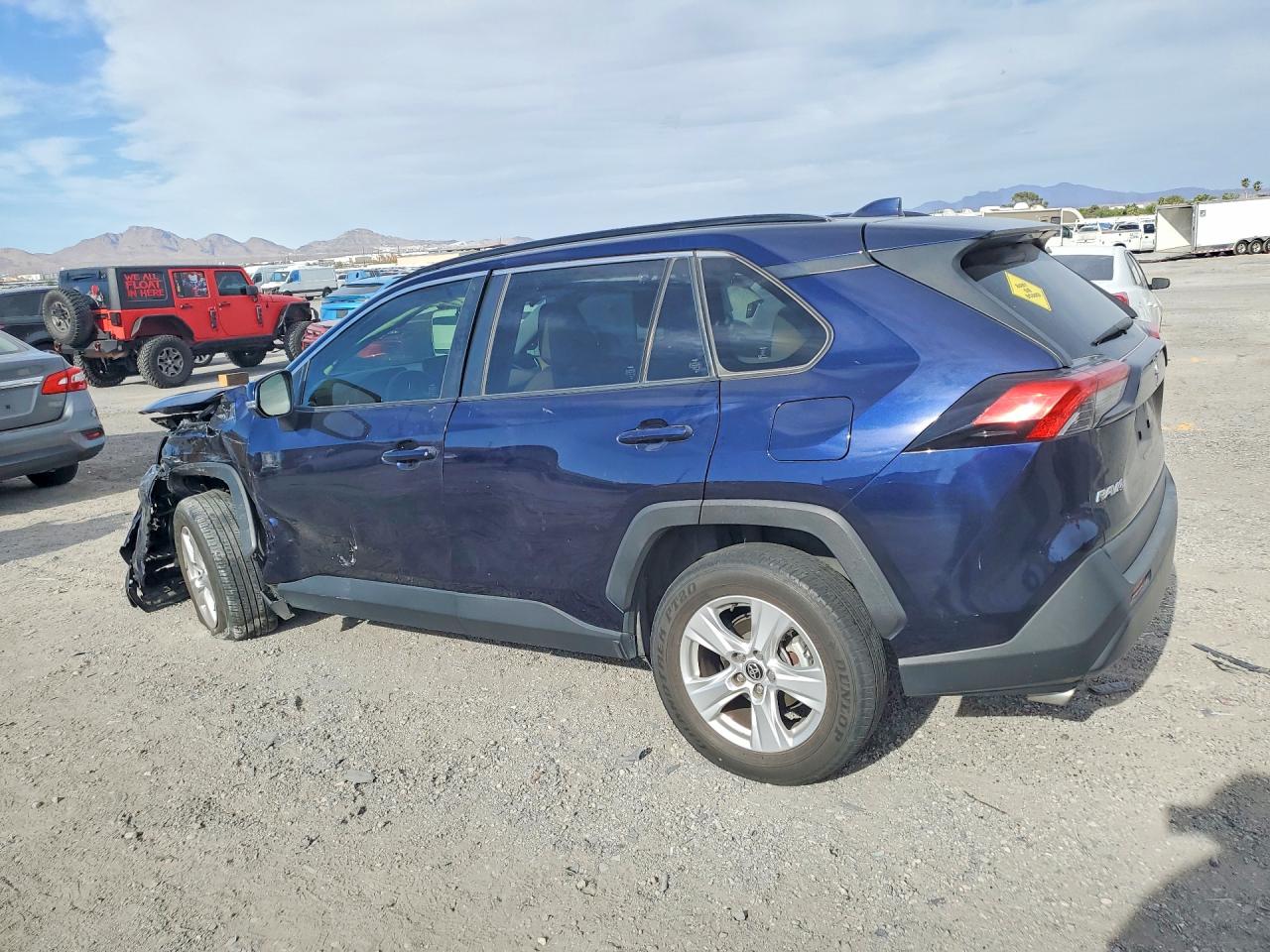 2021 Toyota Rav4 Xle Синий vin: JTMW1RFV7MD065537