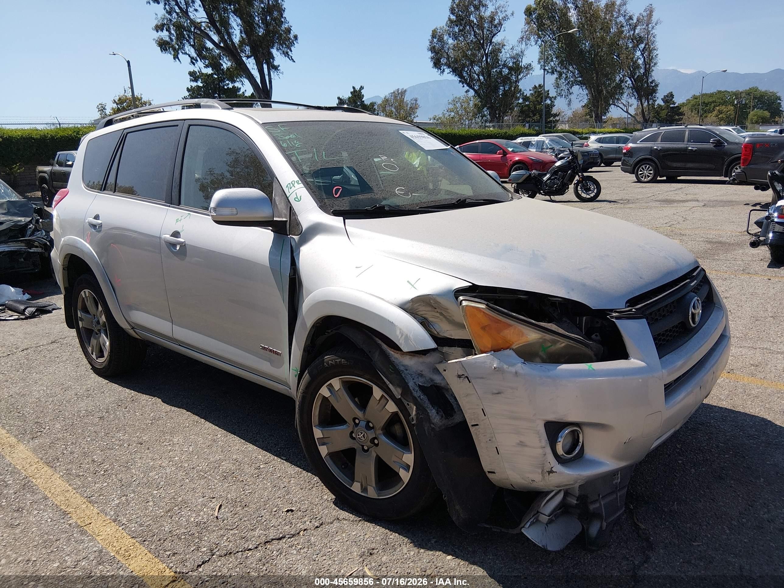 2012 Toyota Rav4 Sport Silver vin: JTMWF4DV0C5043590