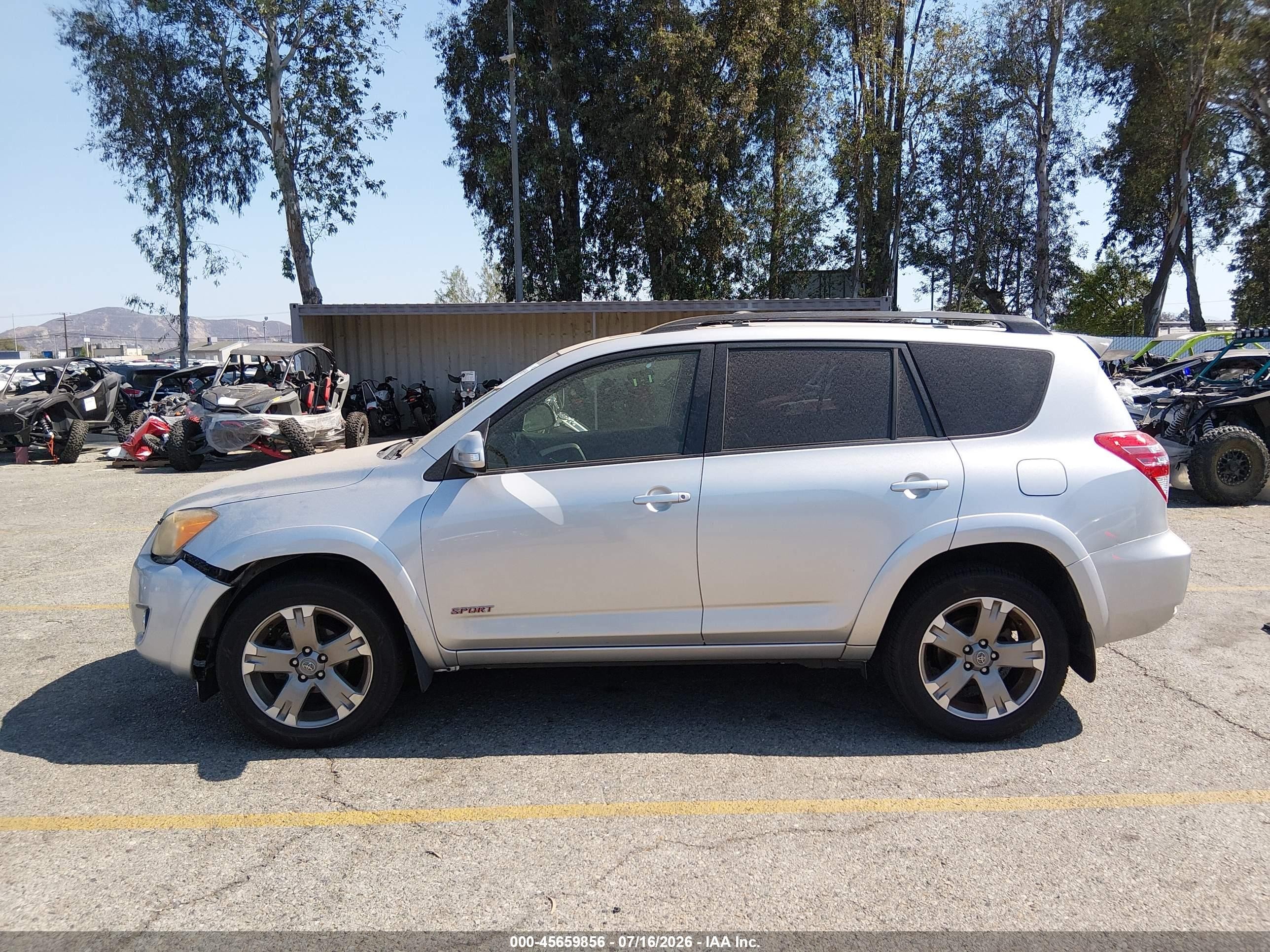 2012 Toyota Rav4 Sport Silver vin: JTMWF4DV0C5043590