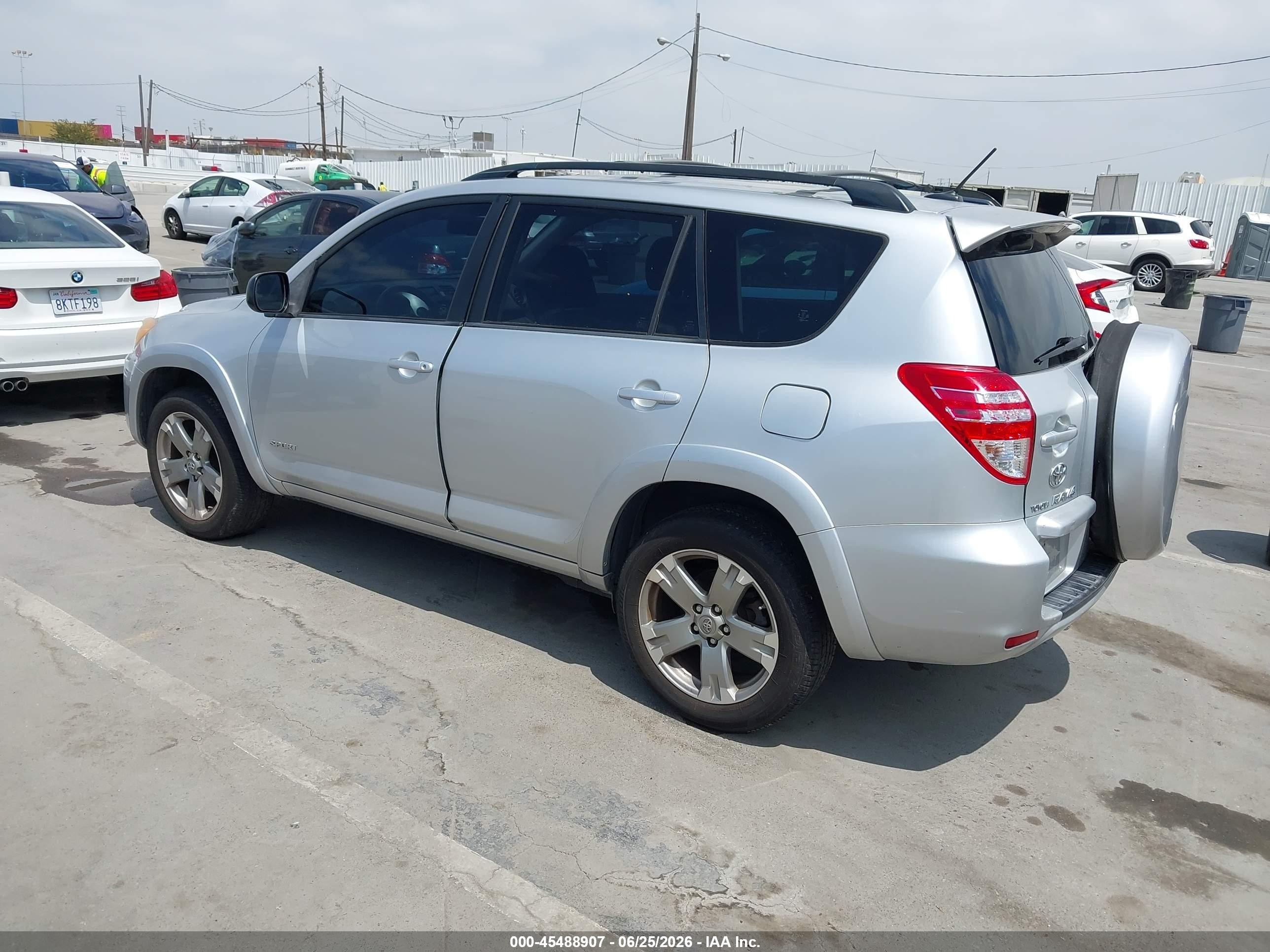 2010 Toyota Rav4 Sport Silver vin: JTMWF4DV3AD018735
