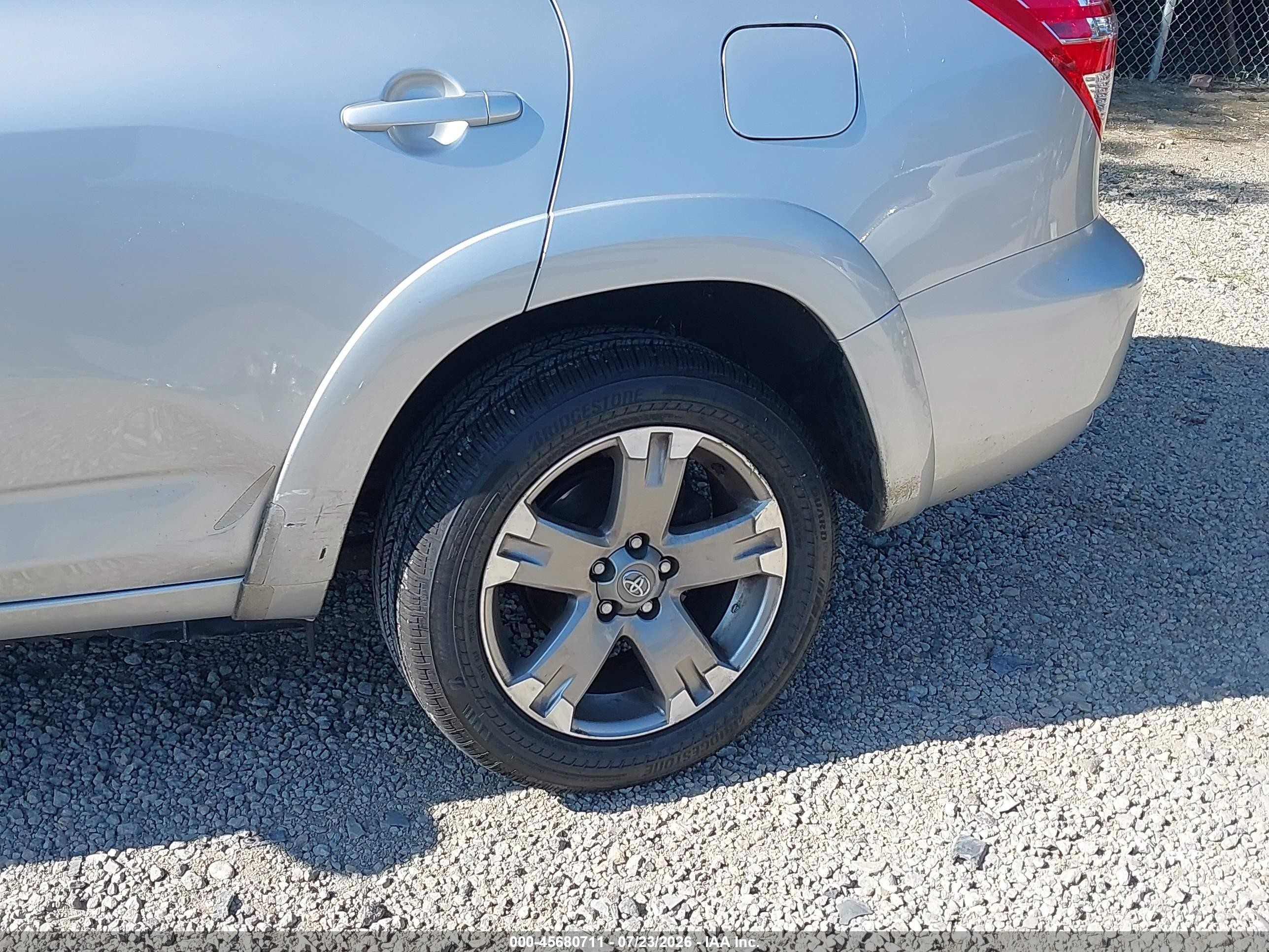 2011 Toyota Rav4 Sport Серебряный vin: JTMWF4DV3B5037930