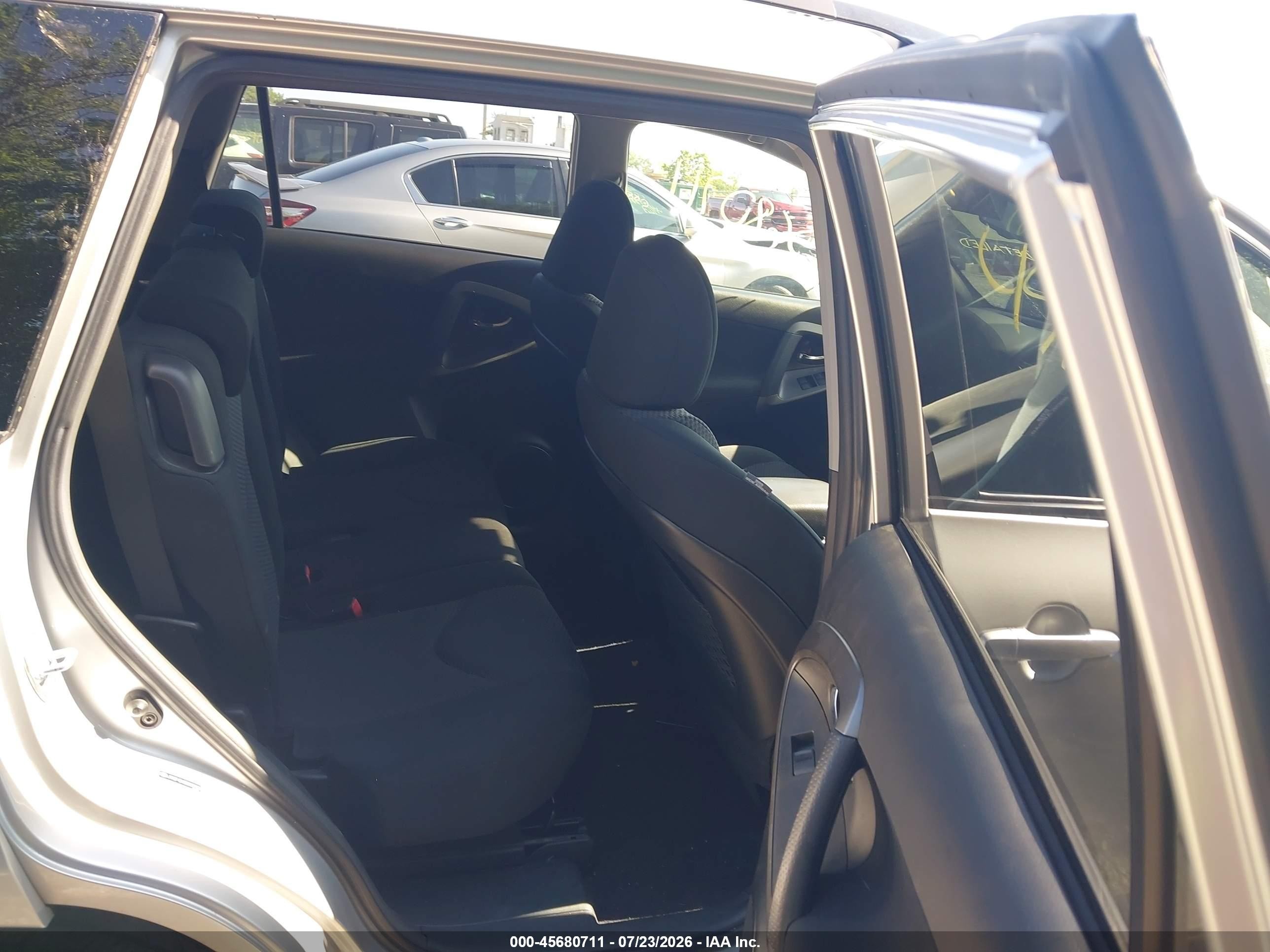 2011 Toyota Rav4 Sport Серебряный vin: JTMWF4DV3B5037930