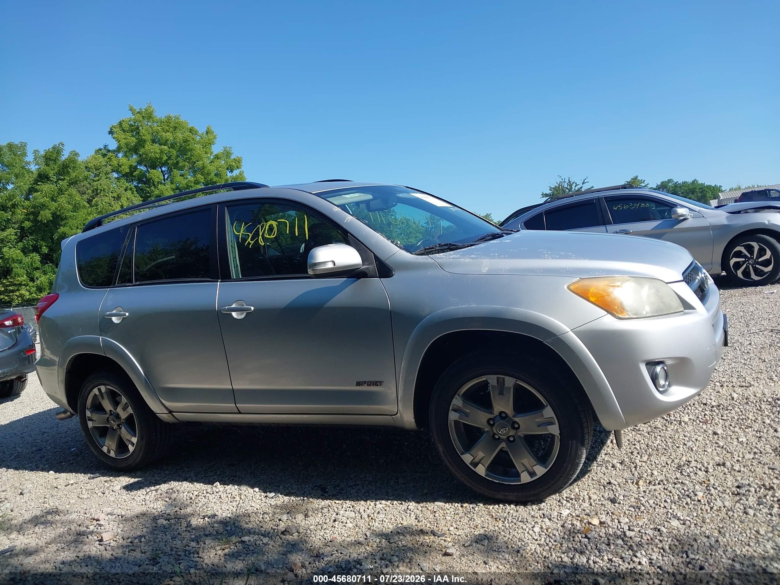 2011 Toyota Rav4 Sport Серебряный vin: JTMWF4DV3B5037930