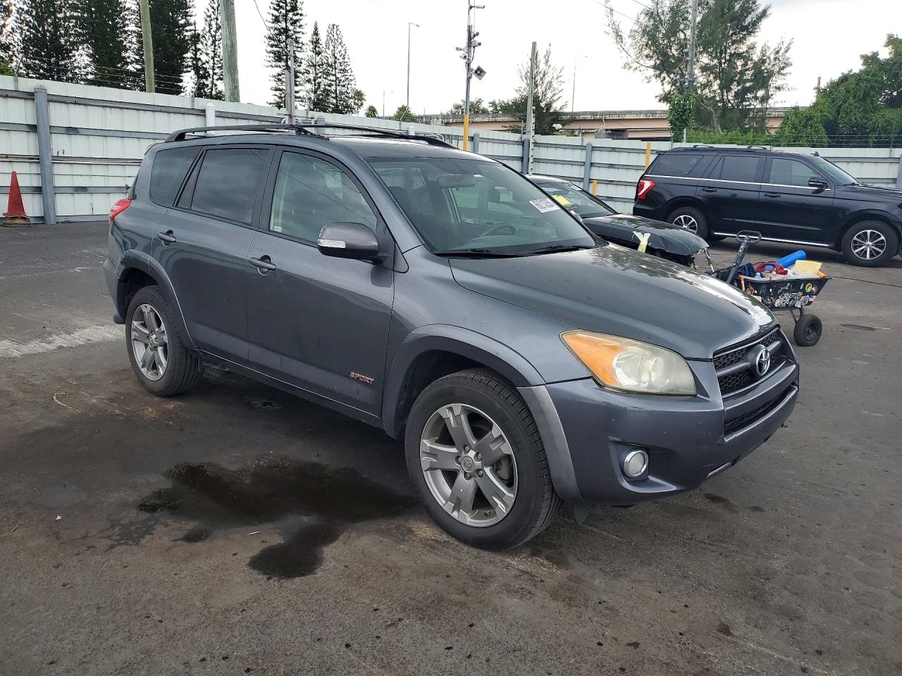 2010 Toyota Rav4 Sport Серый vin: JTMWF4DV6A5027066