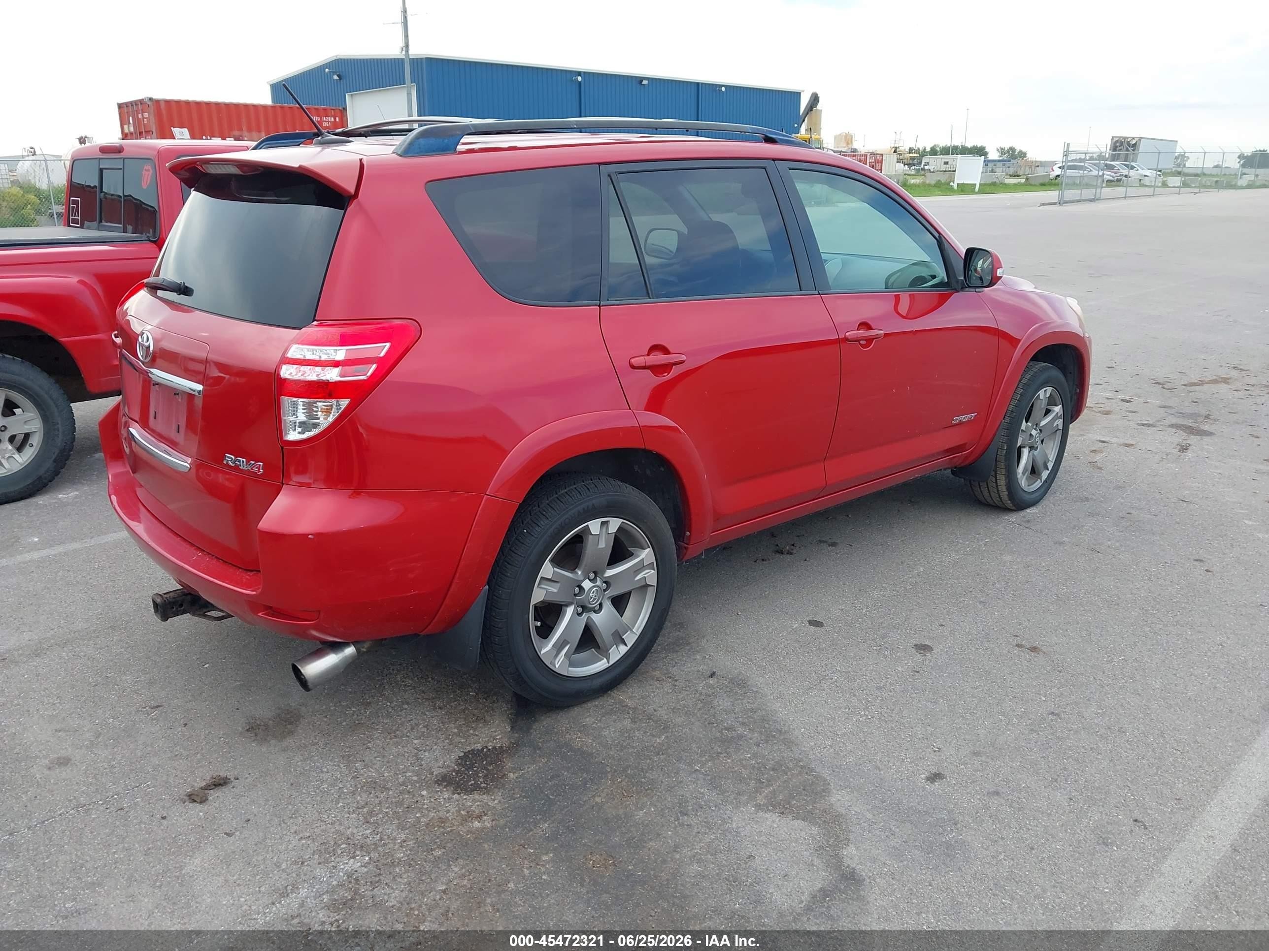 2011 Toyota Rav4 Sport Red vin: JTMWF4DV6B5039431