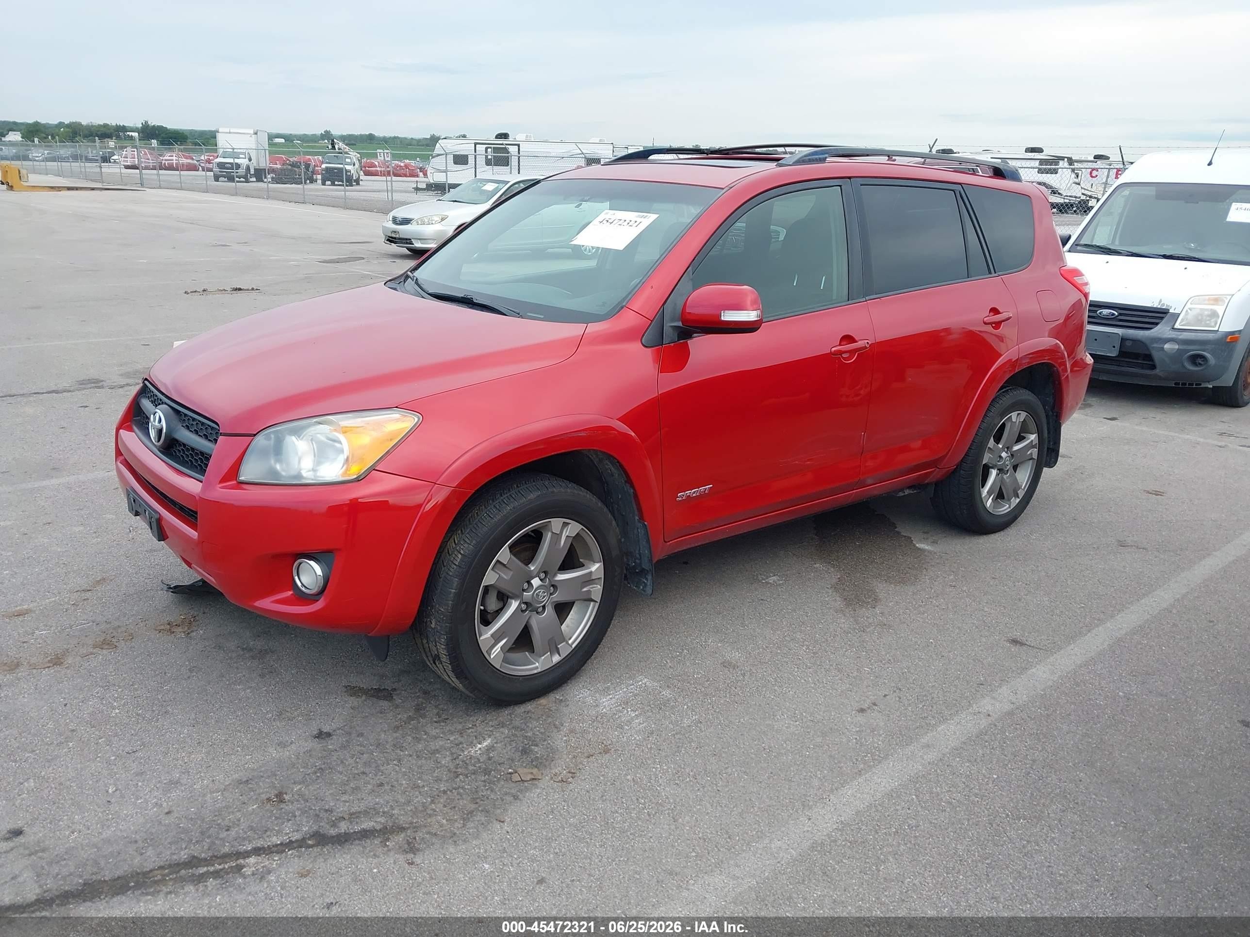 2011 Toyota Rav4 Sport Red vin: JTMWF4DV6B5039431