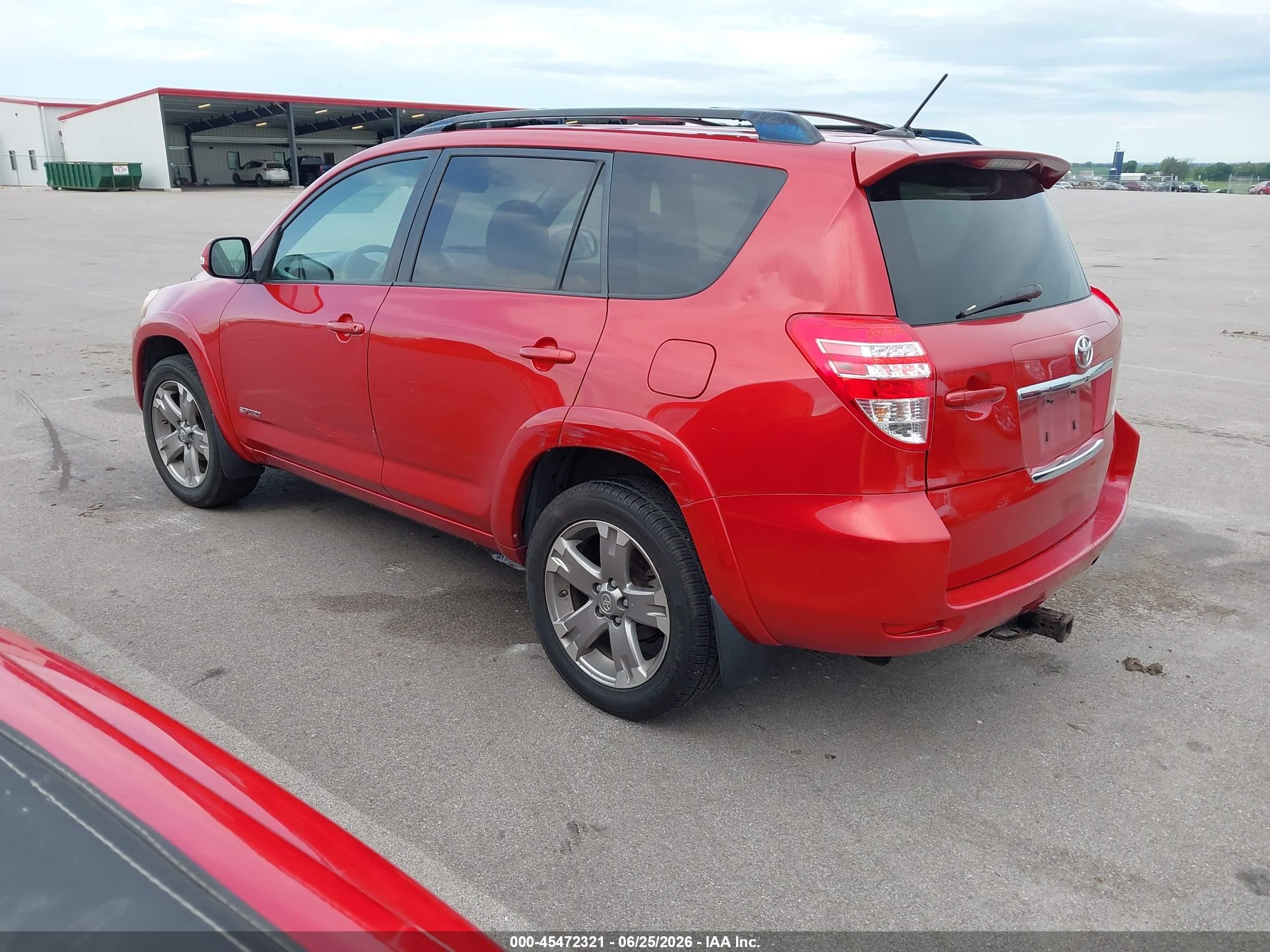 2011 Toyota Rav4 Sport Red vin: JTMWF4DV6B5039431