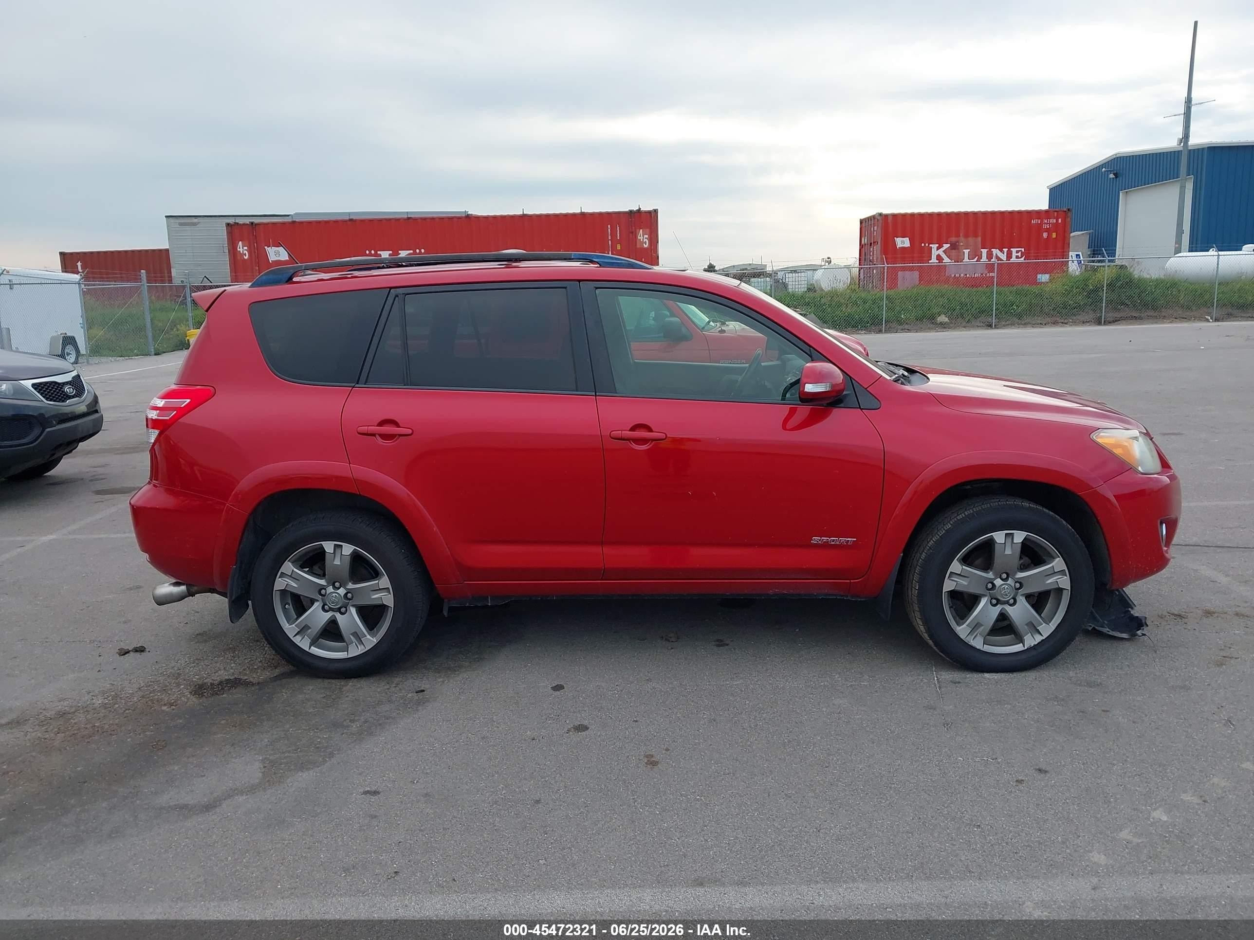 2011 Toyota Rav4 Sport Red vin: JTMWF4DV6B5039431