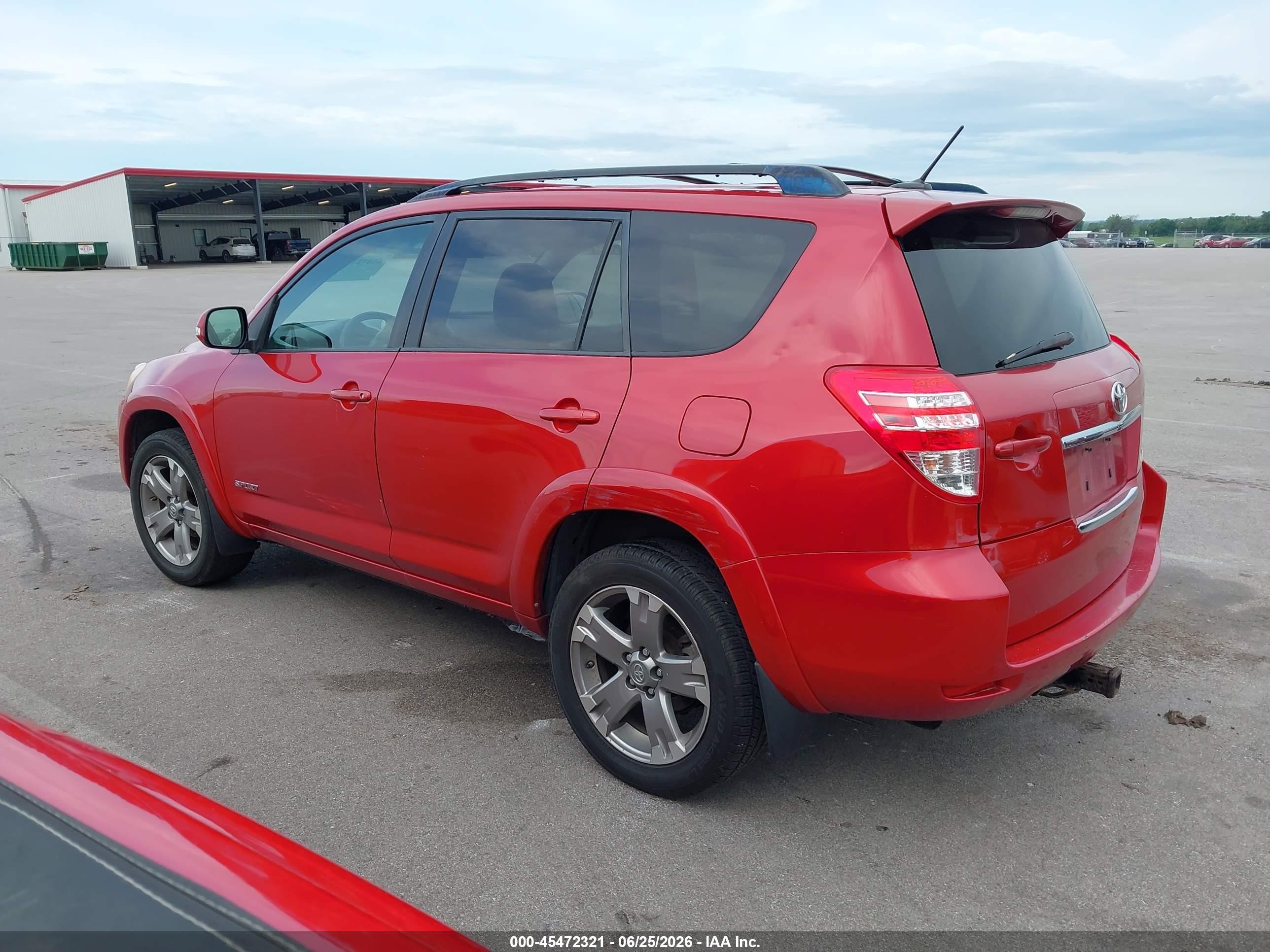 2011 Toyota Rav4 Sport Red vin: JTMWF4DV6B5039431