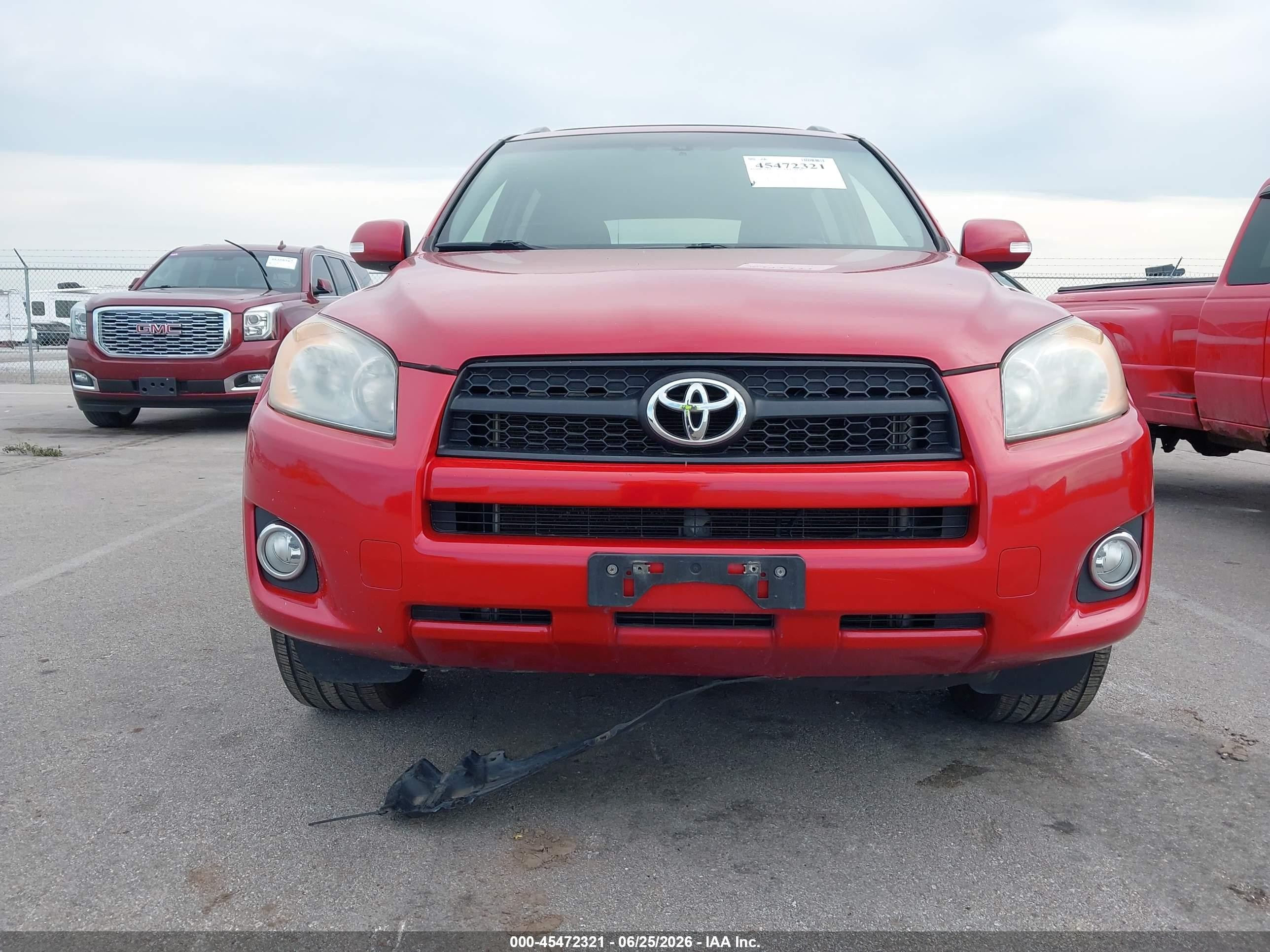 2011 Toyota Rav4 Sport Red vin: JTMWF4DV6B5039431