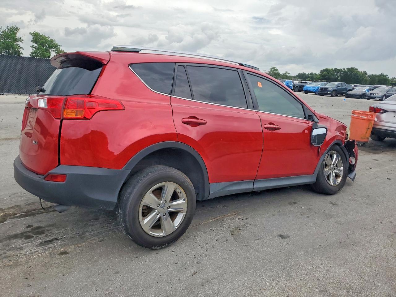 2013 Toyota Rav4 Sports Red vin: JTMWFREV0DD006073
