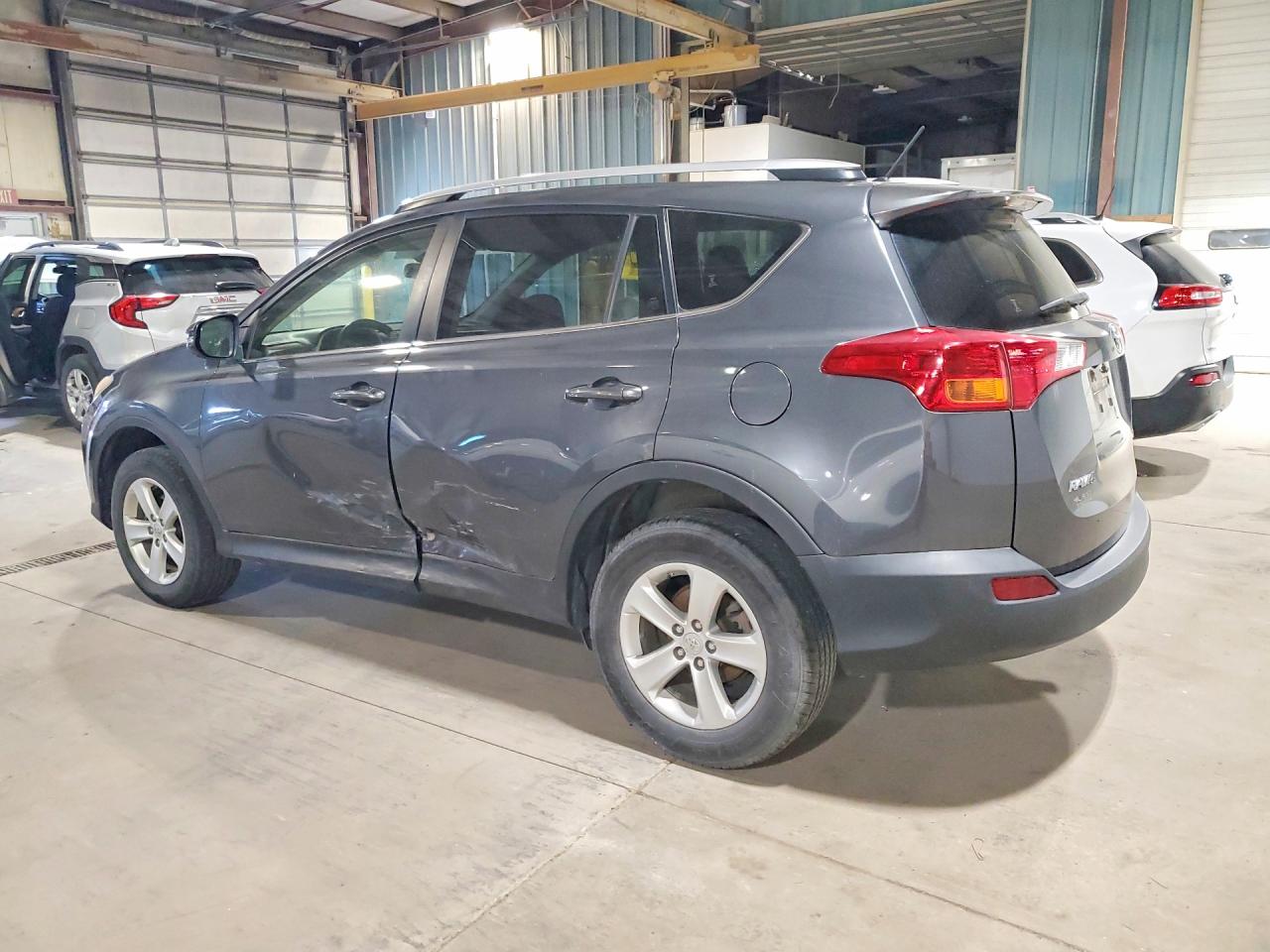 2013 Toyt Rav 4 Gray vin: JTMWFREV0DD011130