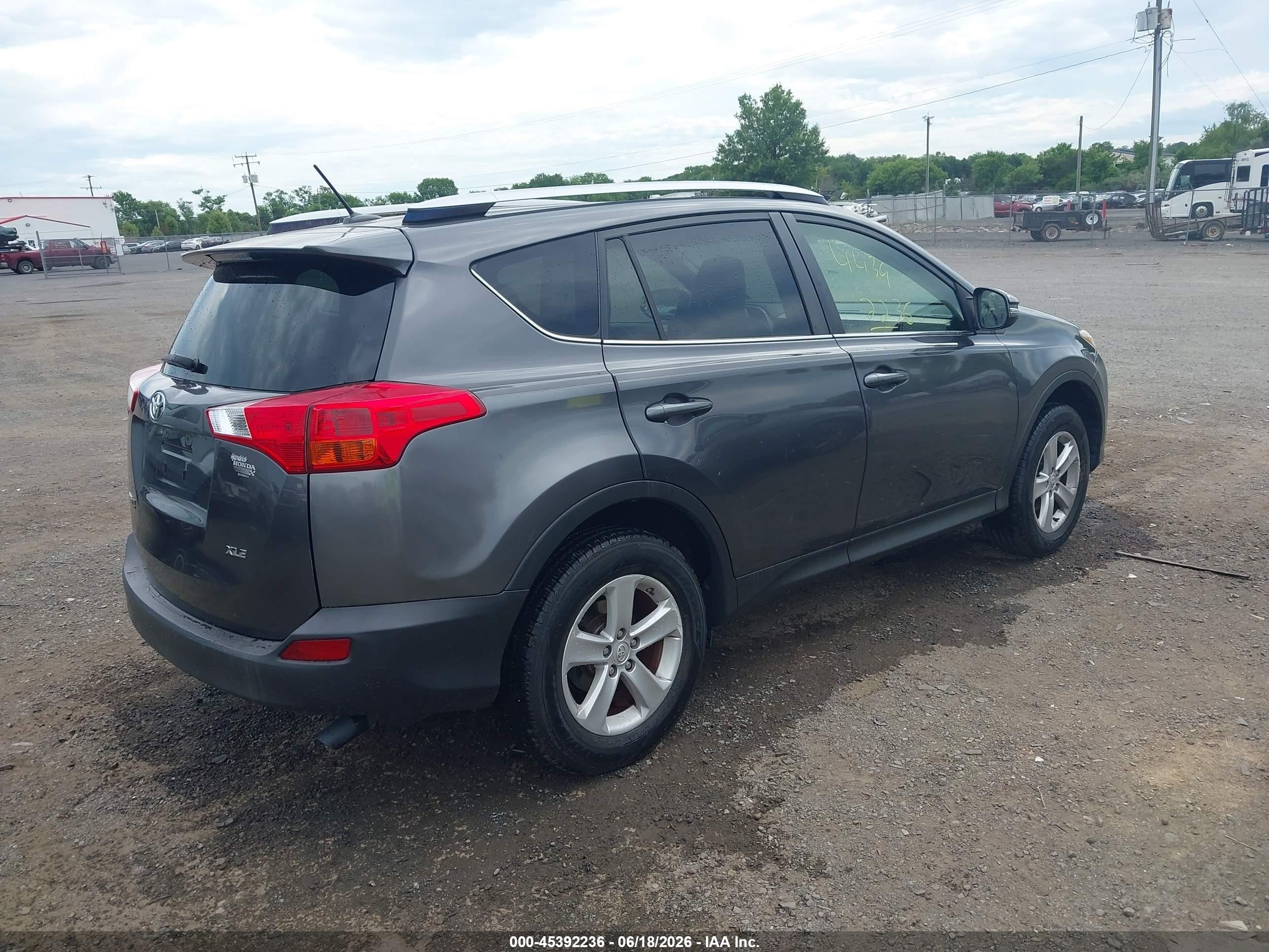 2014 Toyota Rav4 Xle Gray vin: JTMWFREV0EJ018324