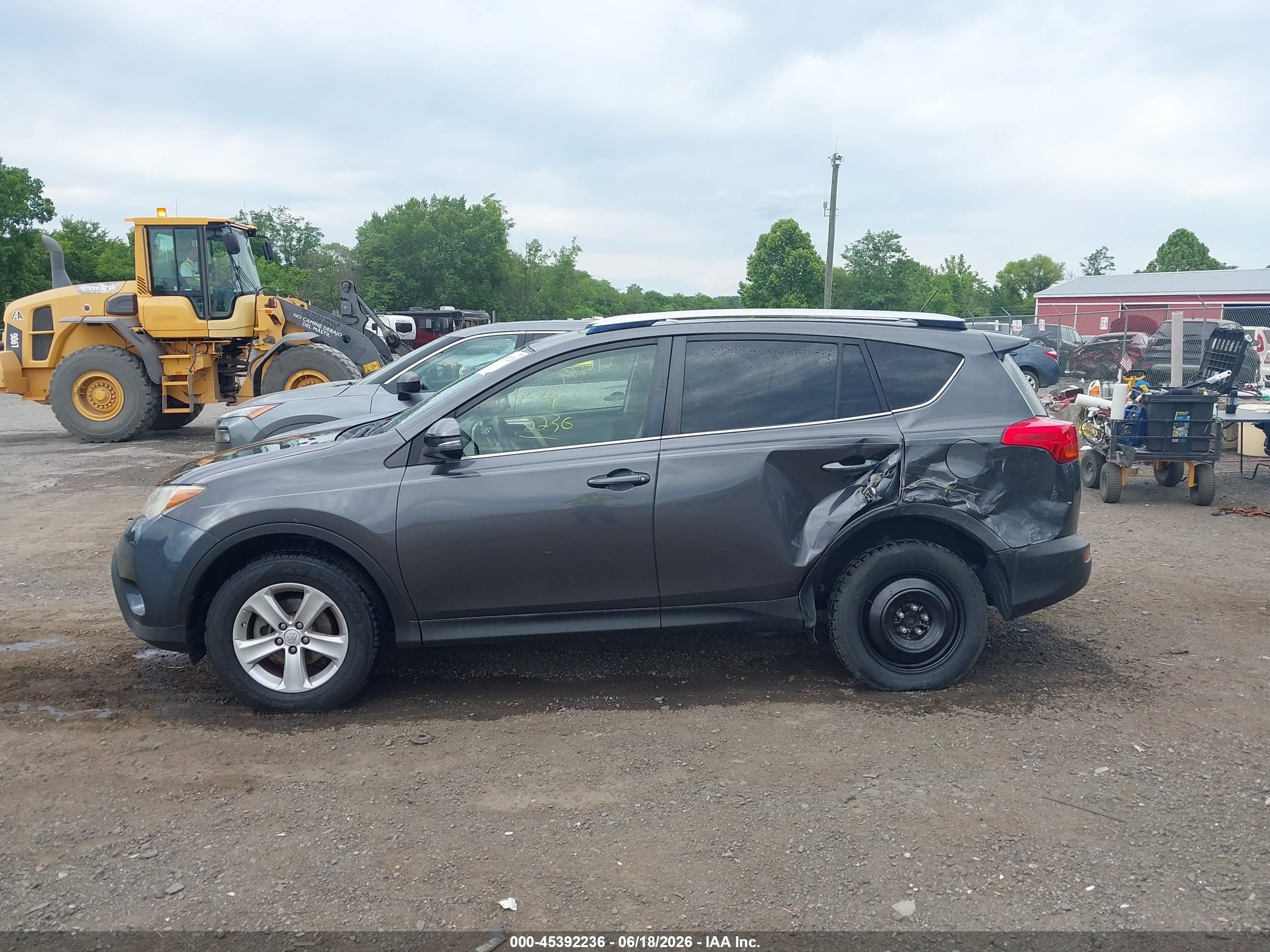 2014 Toyota Rav4 Xle Gray vin: JTMWFREV0EJ018324