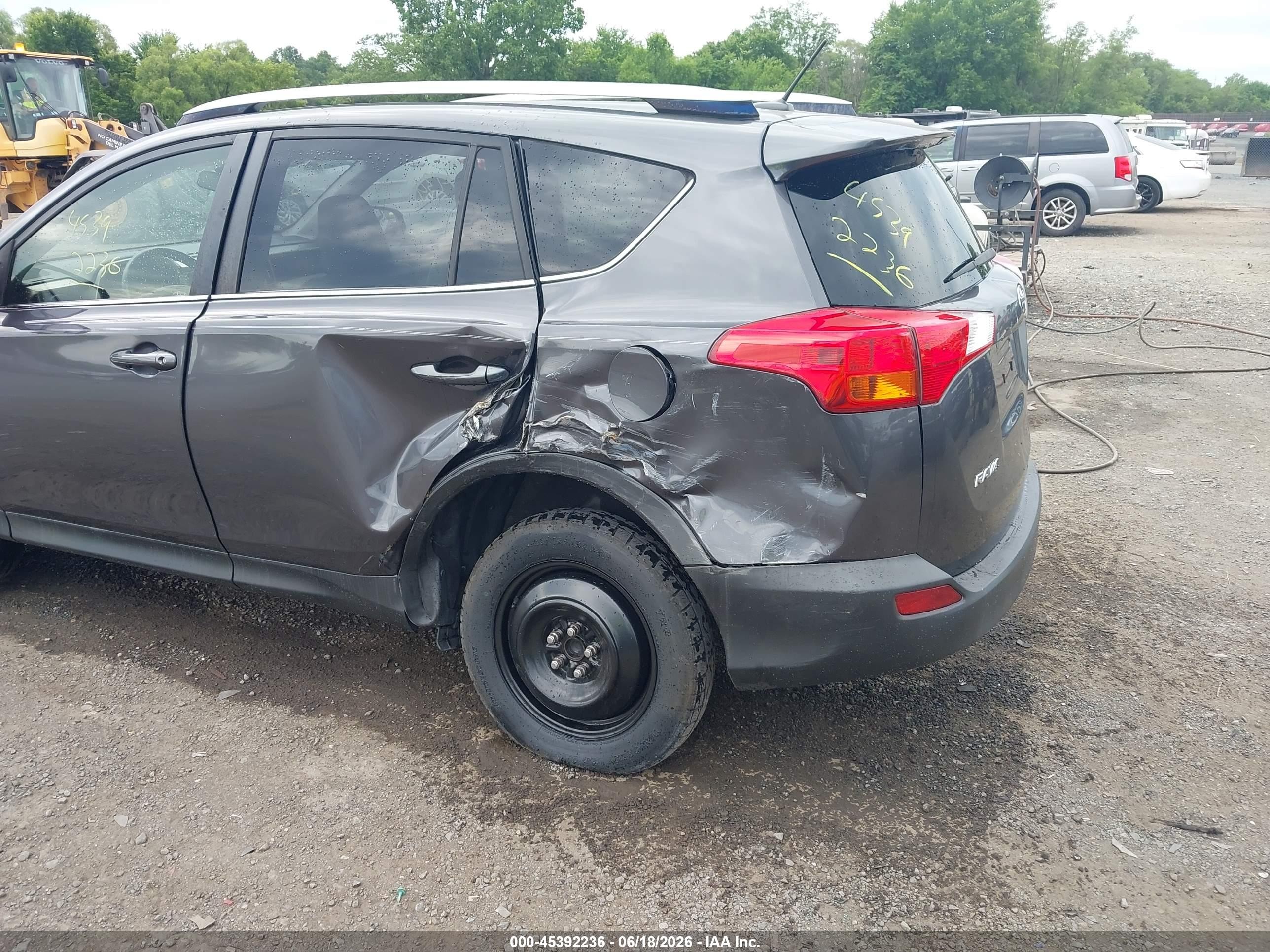 2014 Toyota Rav4 Xle Gray vin: JTMWFREV0EJ018324