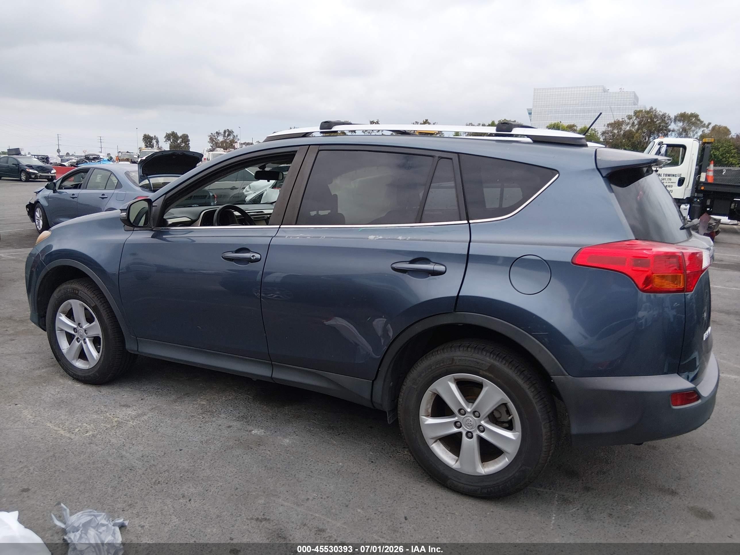 2013 Toyota Rav4 Xle Blue vin: JTMWFREV1D5006867