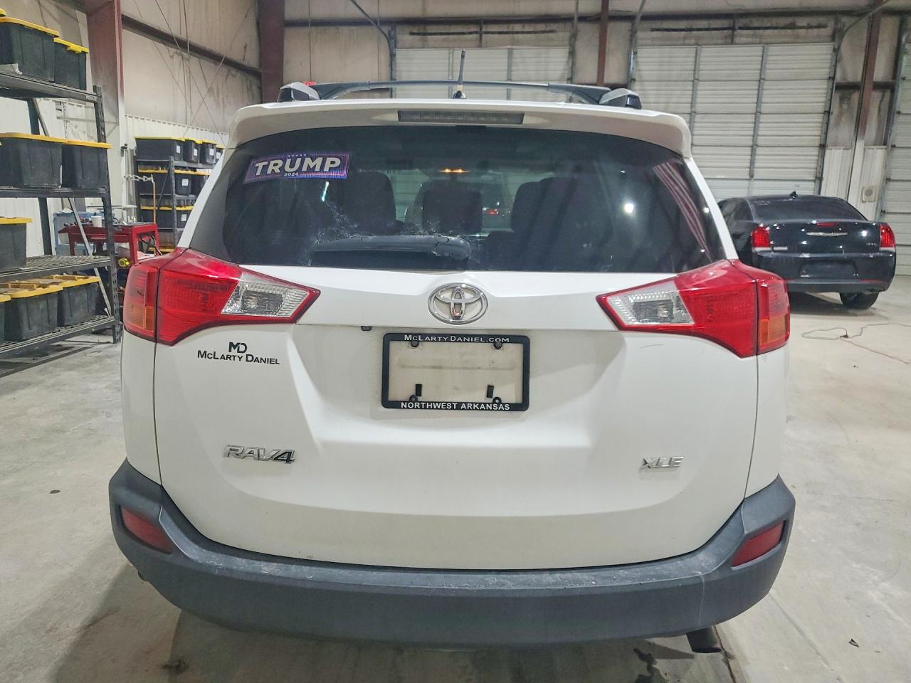 2013 Toyota Rav4 Xle White vin: JTMWFREV1DD000850