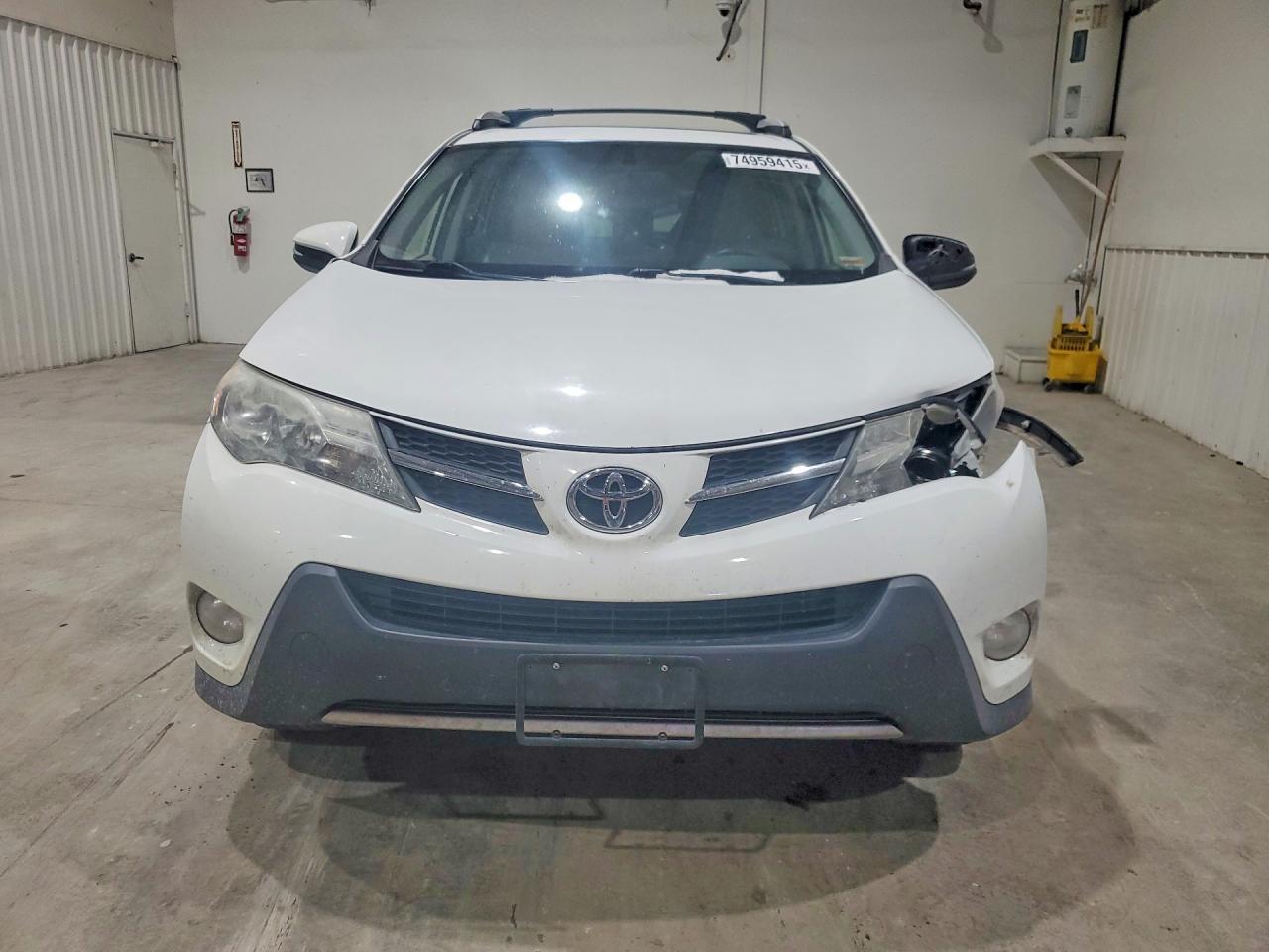 2013 Toyota Rav4 Xle White vin: JTMWFREV1DD000850