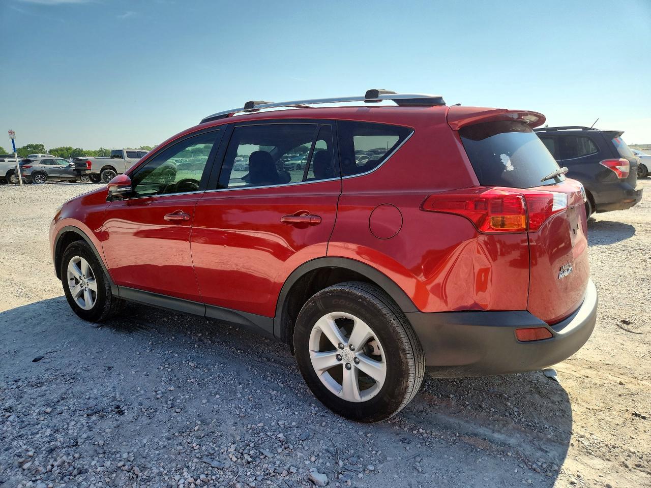 2014 Toyota Rav4 Xle Красный vin: JTMWFREV1ED026866