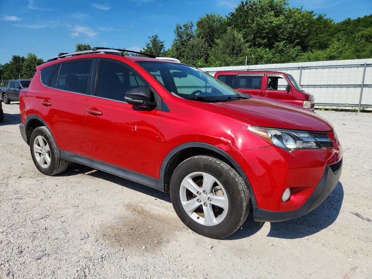 2014 Toyota Rav4 Xle Красный vin: JTMWFREV1ED026866
