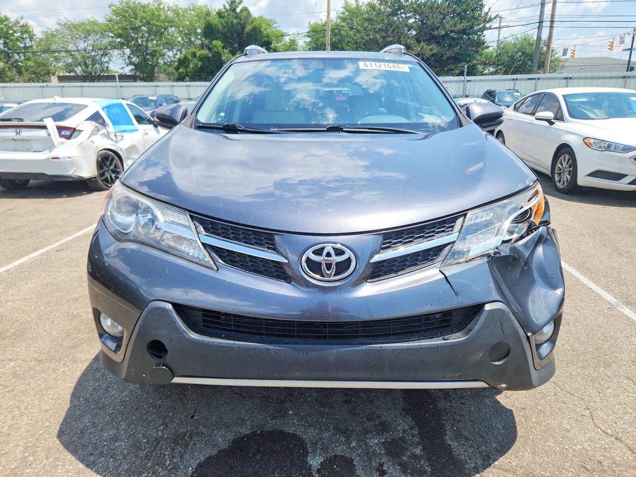2015 Toyota Rav4 Xle Gray vin: JTMWFREV1FD049940