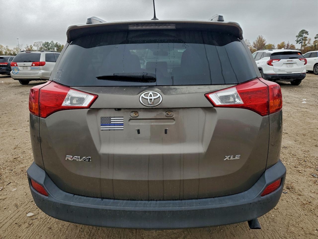 2015 Toyota Rav4 Xle Tan vin: JTMWFREV1FD060162