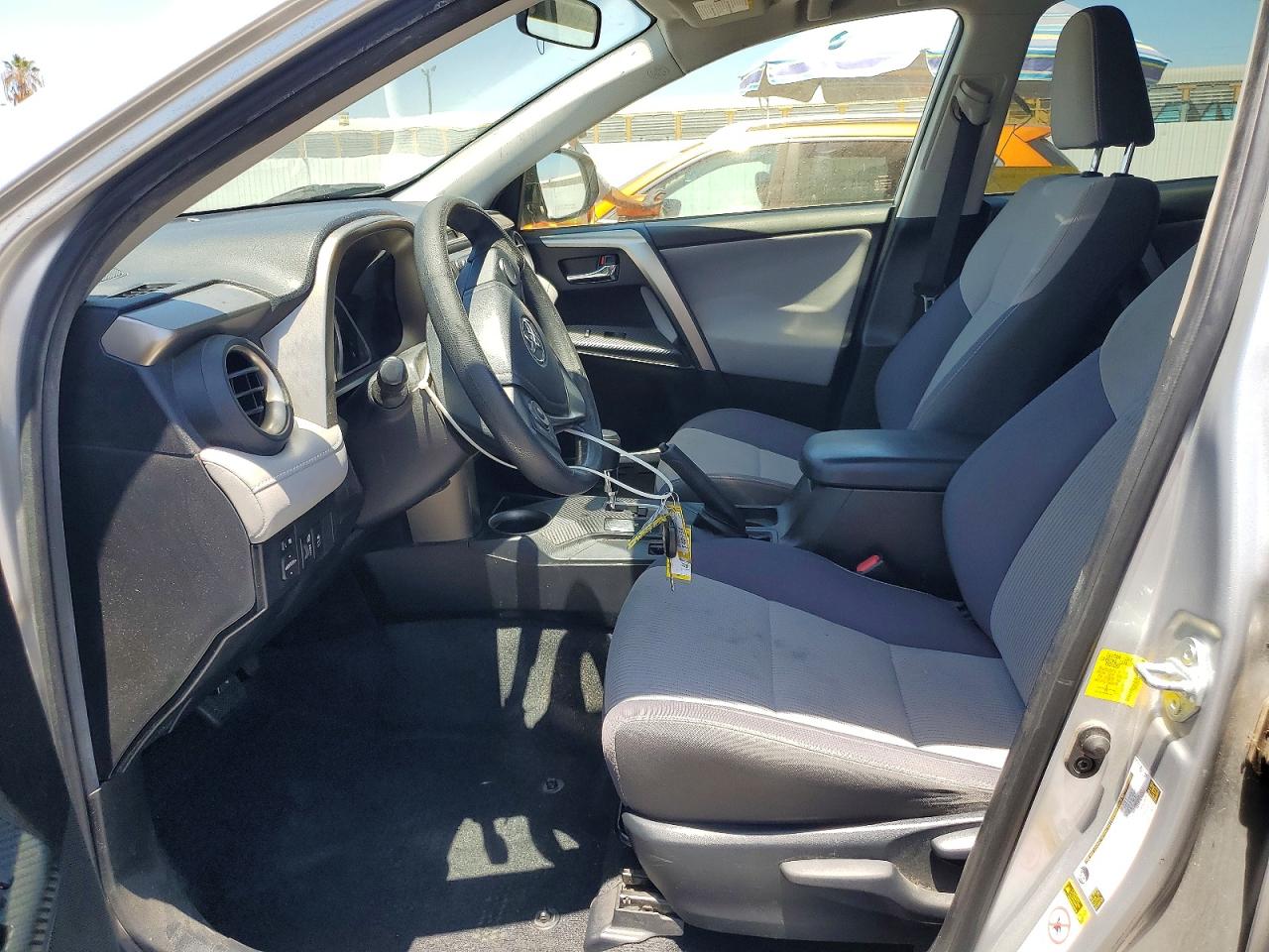 2015 Toyota Rav4 Xle Silver vin: JTMWFREV1FD068651