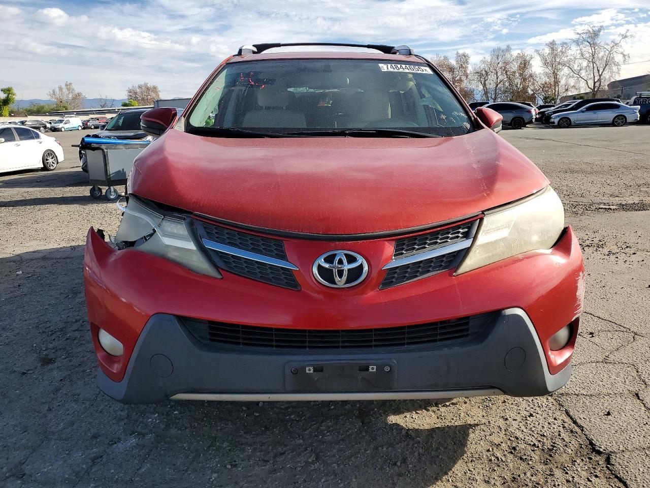 2015 Toyota Rav4 Xle Red vin: JTMWFREV1FJ034498