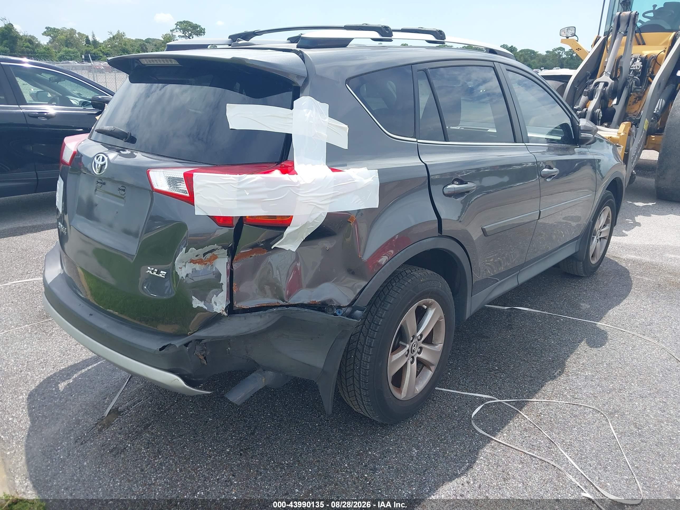 2015 Toyota Rav4 Xle Gray vin: JTMWFREV1FJ047669