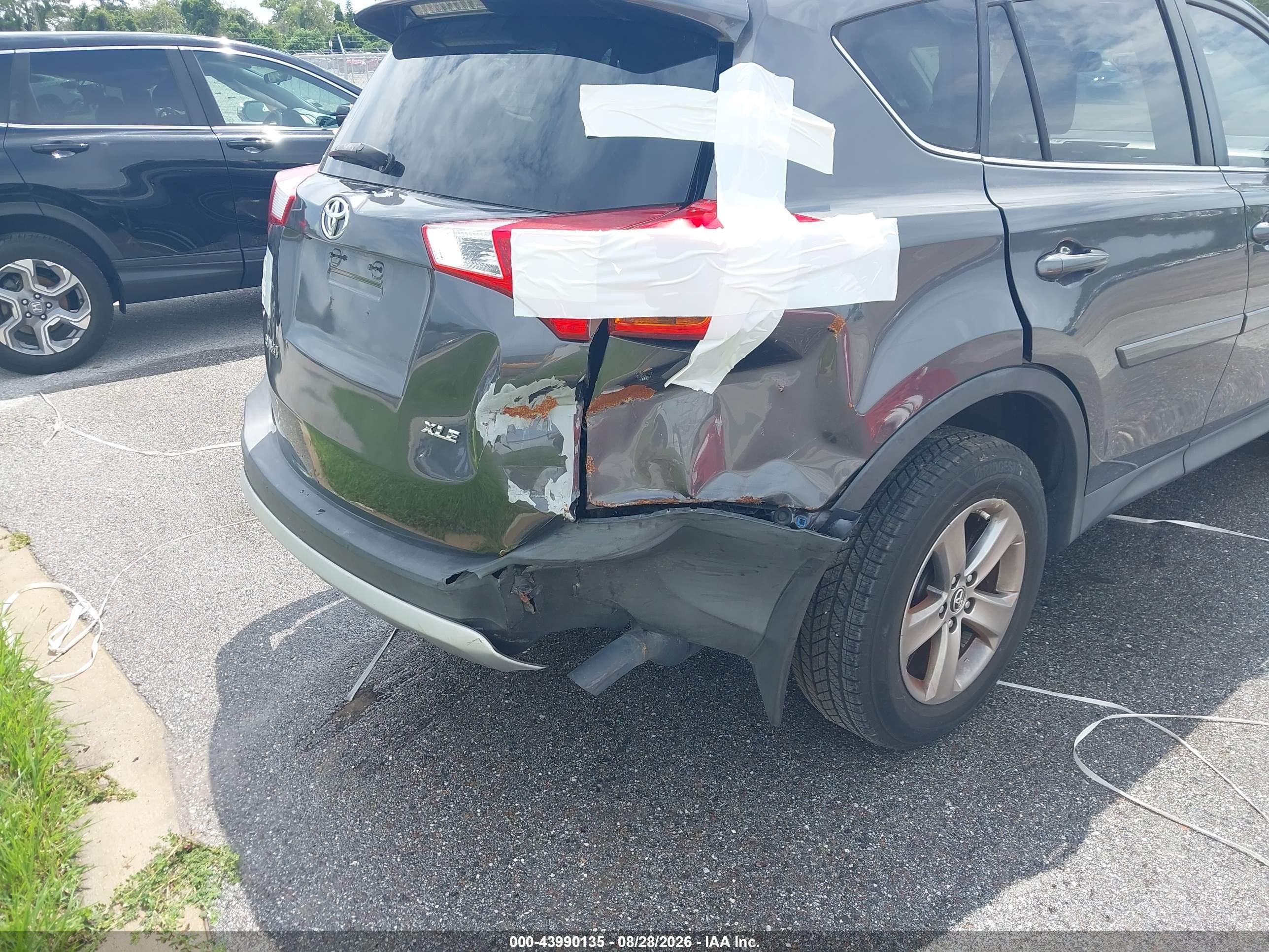 2015 Toyota Rav4 Xle Gray vin: JTMWFREV1FJ047669