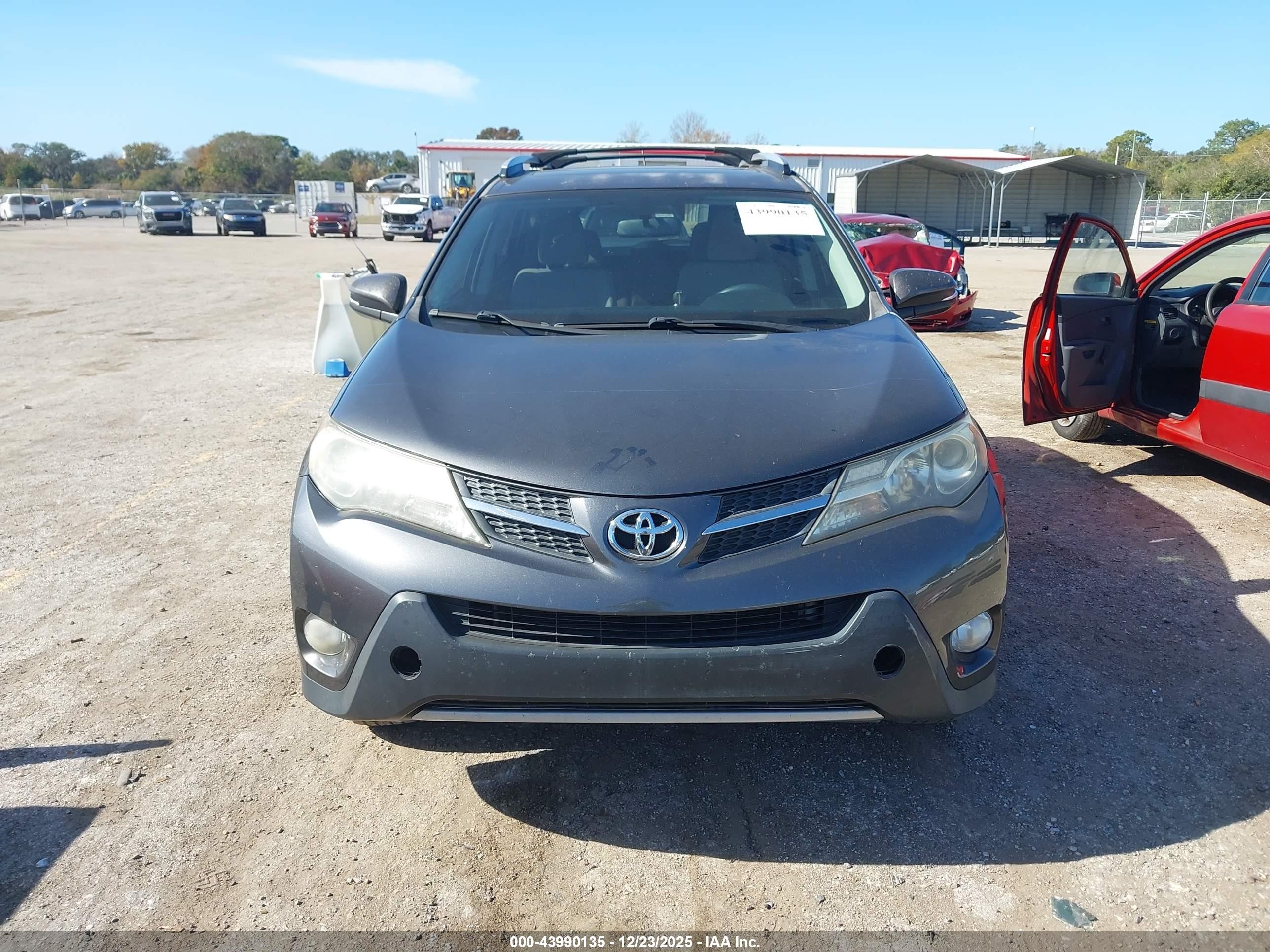 2015 Toyota Rav4 Xle Gray vin: JTMWFREV1FJ047669