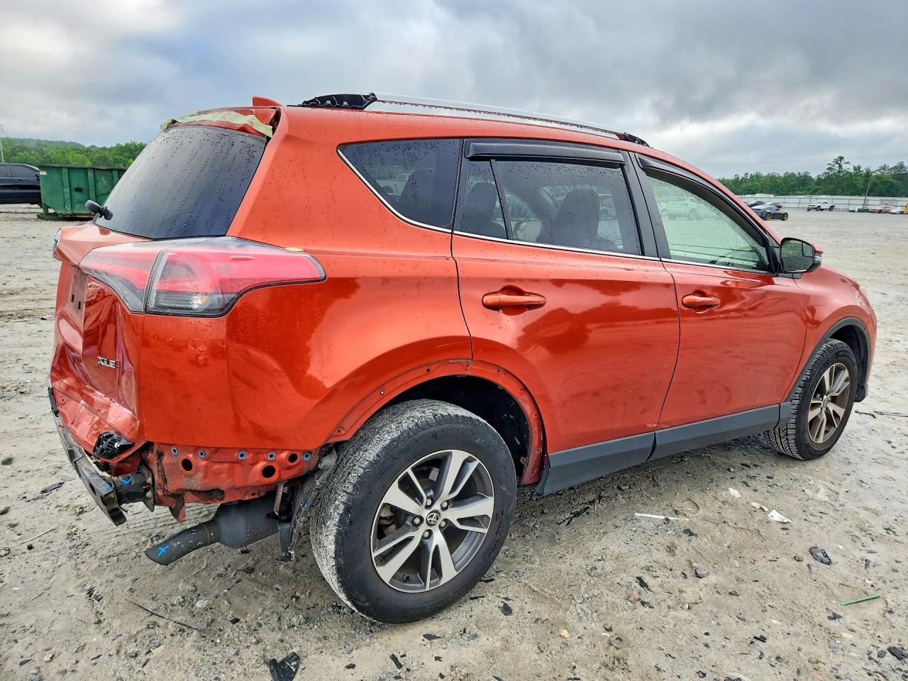 2016 Toyota Rav4 Xle Orange vin: JTMWFREV1GJ096808