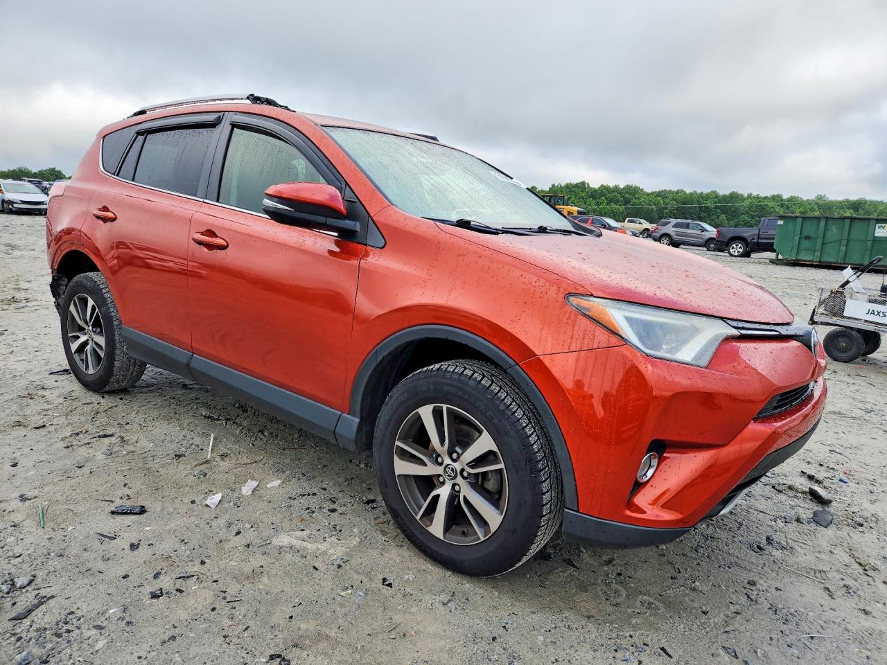 2016 Toyota Rav4 Xle Orange vin: JTMWFREV1GJ096808