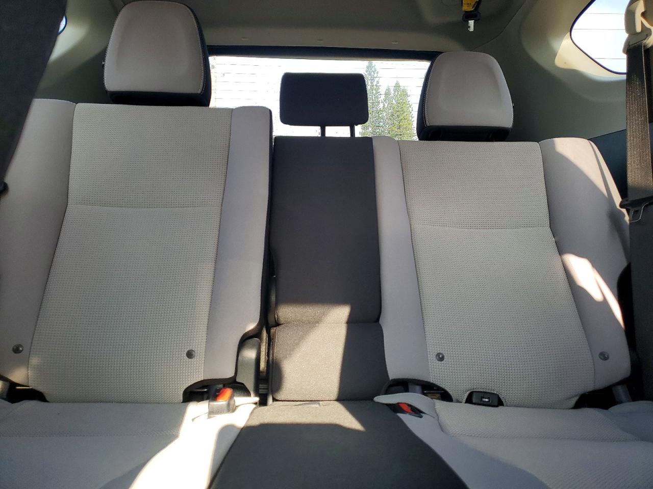 2018 Toyota Rav4 Xle Угольный vin: JTMWFREV1JD118313