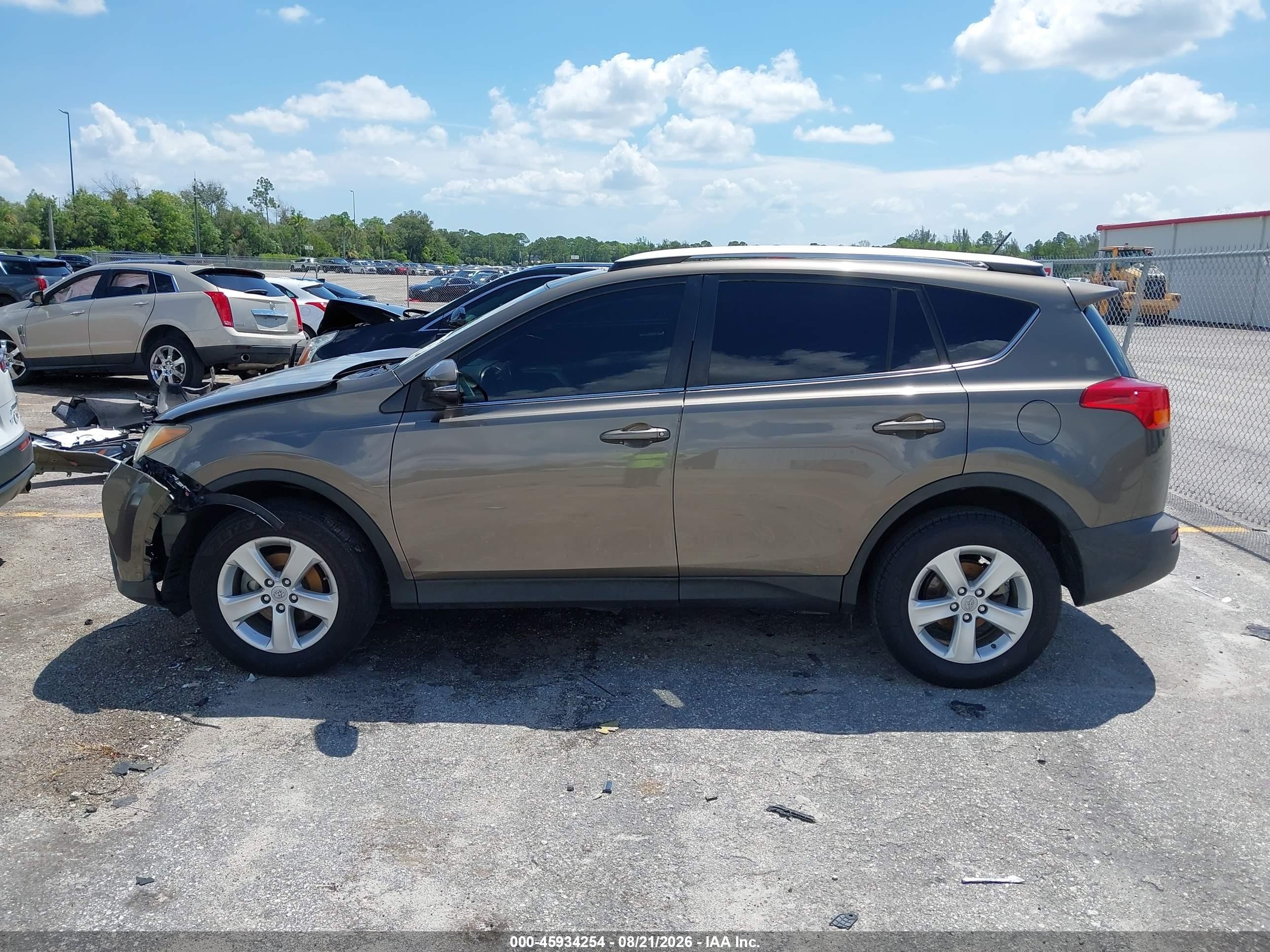 2013 Toyota Rav4 Xle Gray vin: JTMWFREV2D5004853